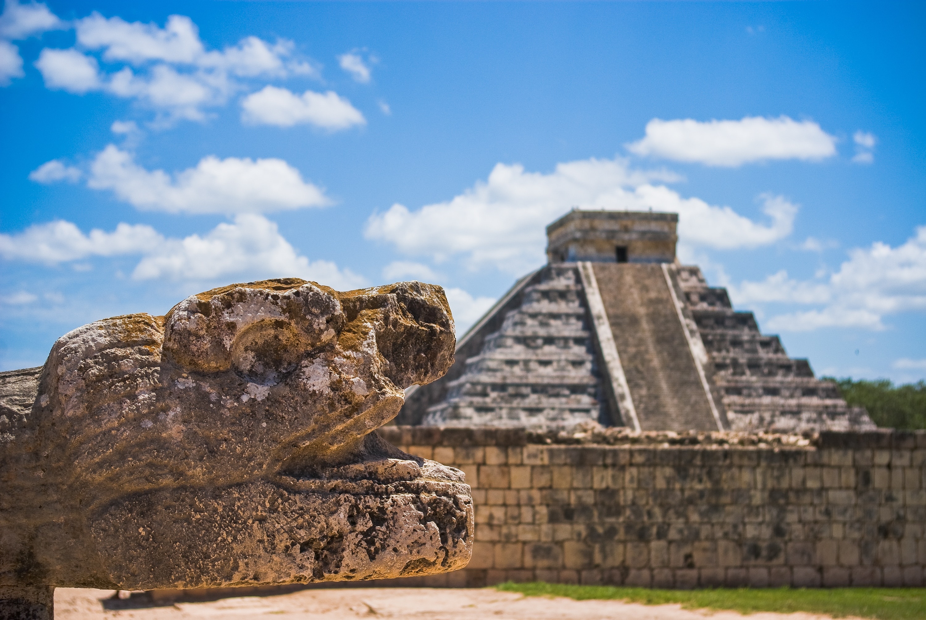 Mayan ruins, Kukulcan temple, Mexico's wonders, Secret trails, 3000x2010 HD Desktop
