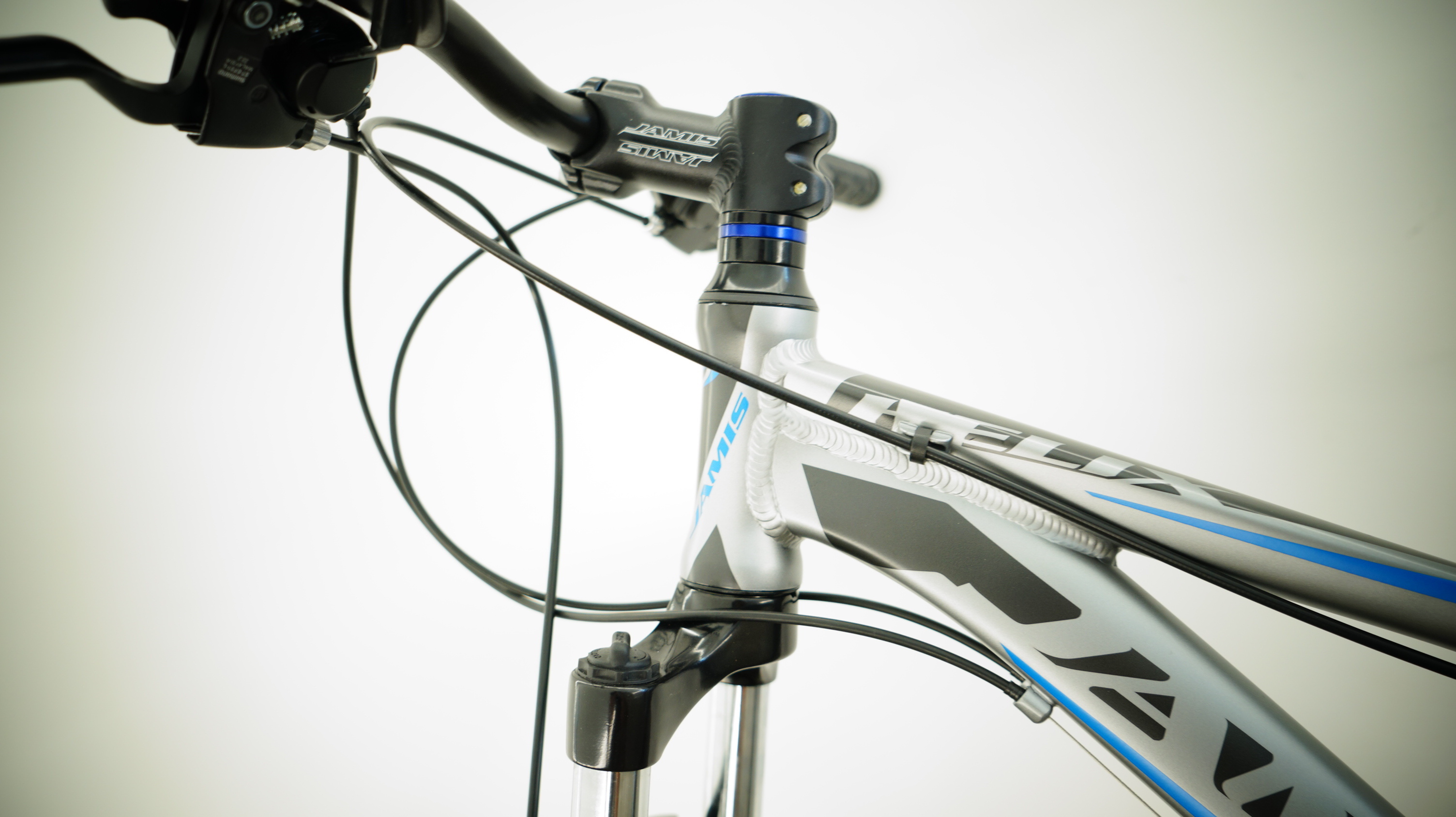 Jamis Bicycles, Helix Sport Mountain Bicycle, 650 Pedalpusher, Versatile and durable, 3010x1690 HD Desktop