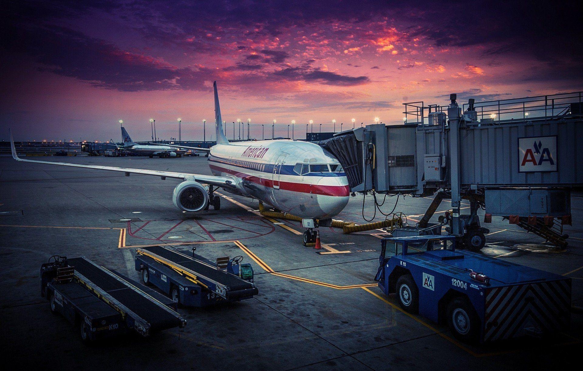 American Airlines, Airline wallpapers, Travel theme, Flight, 1920x1230 HD Desktop