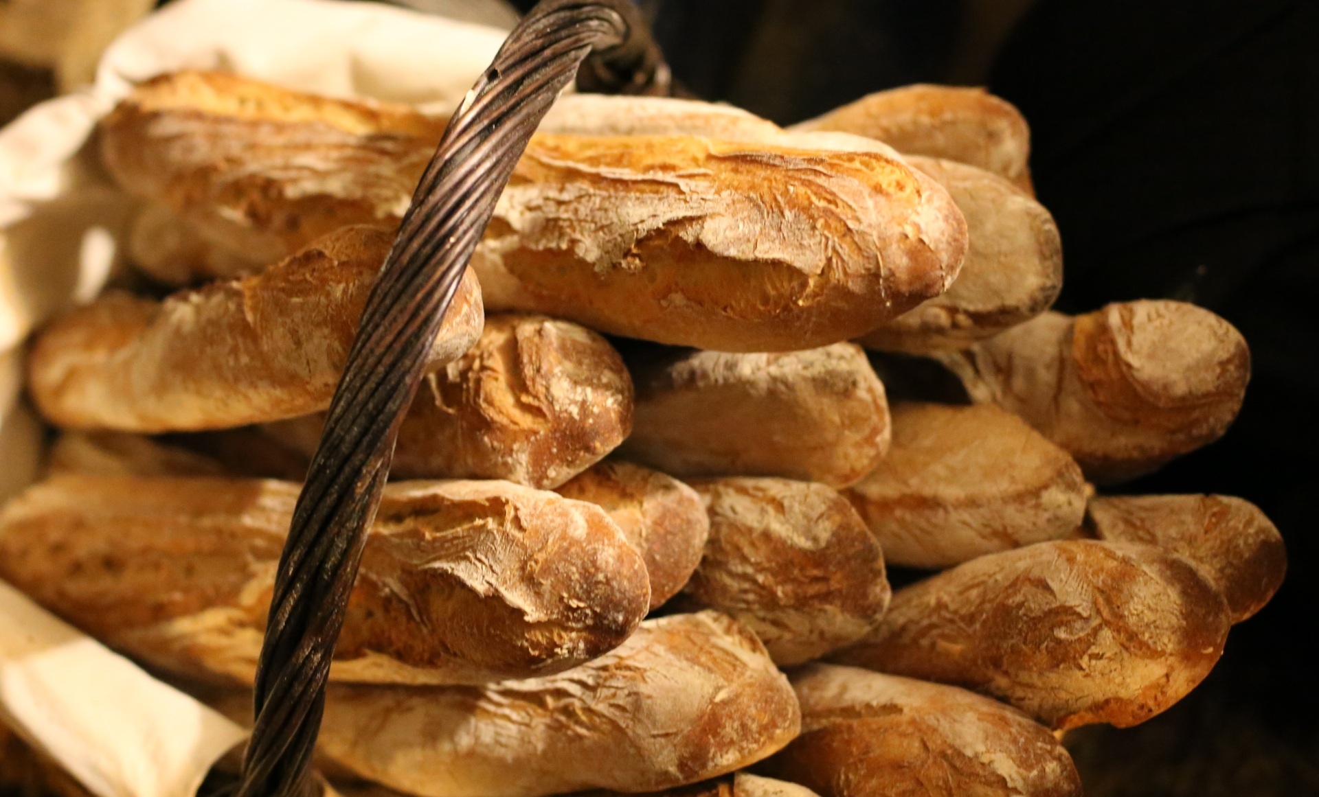 Baguette: Characterized by a crisp outer crust, chewy texture, and a soft crumb. 1920x1170 HD Wallpaper.