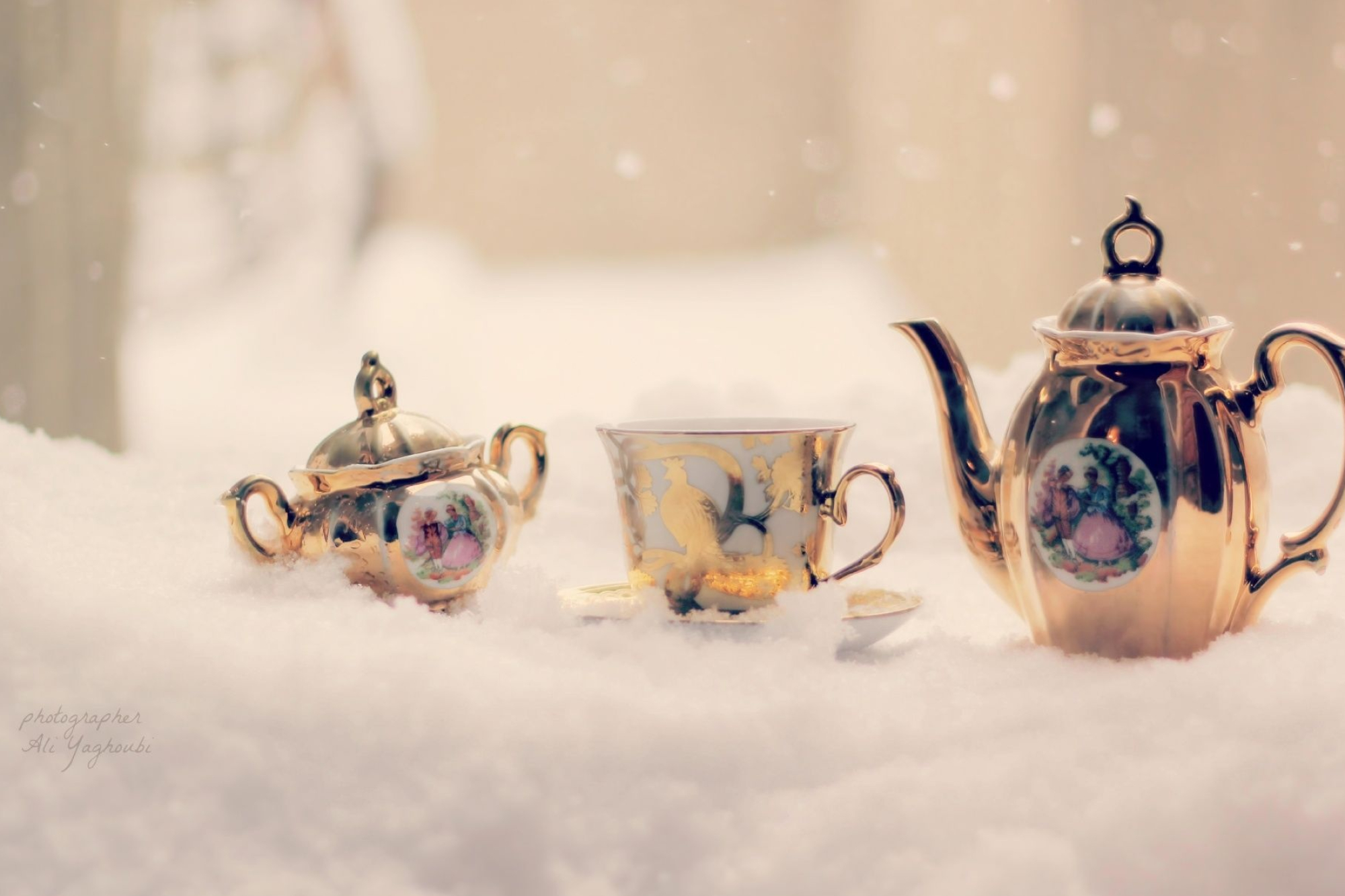 Tea: Tableware, A covered pot with a spout, Hot drink. 2000x1340 HD Background.