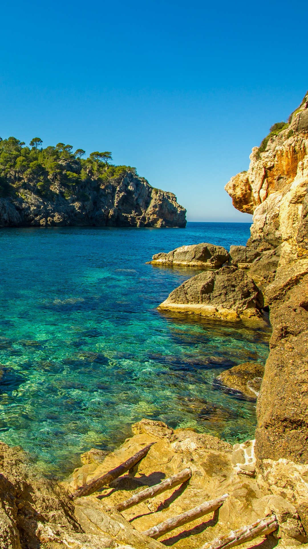Cala Deia beach, Tropic empty beach, Palma Mallorca, Balearic Islands, 1080x1920 Full HD Handy