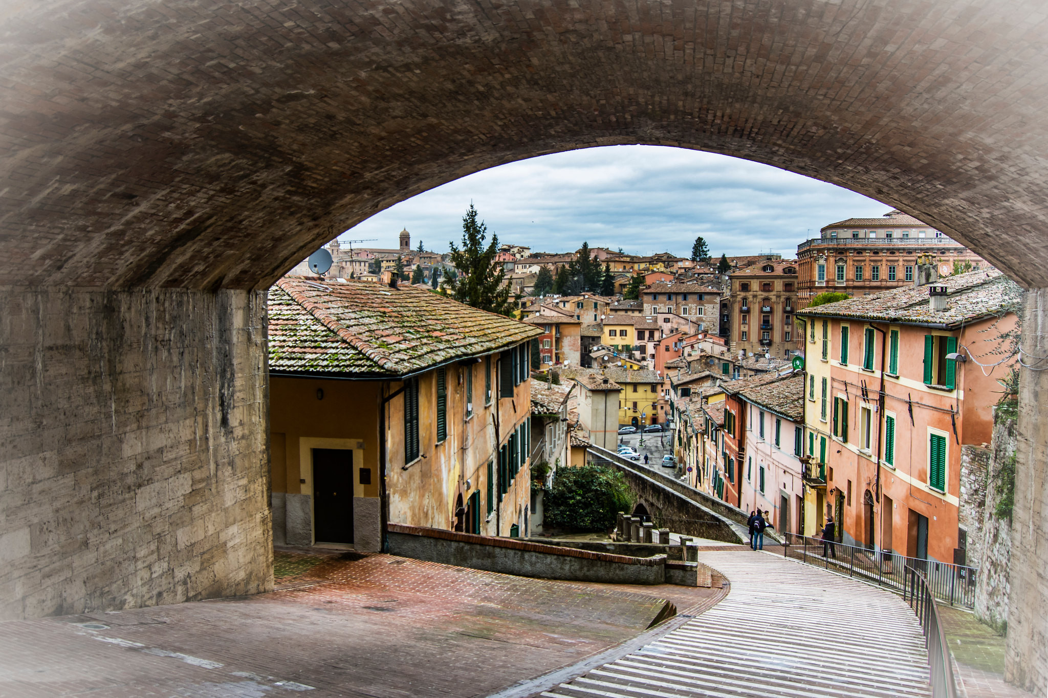 Perugia, Italian charm, Cultural heritage, Picturesque streets, 2050x1370 HD Desktop