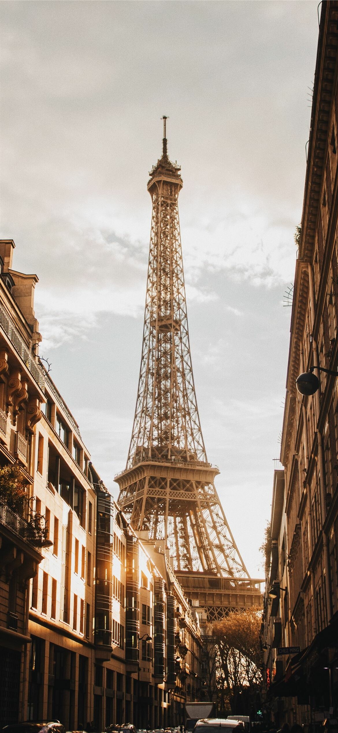 France: Eiffel Tower, The most visited country in the world. 1170x2540 HD Wallpaper.