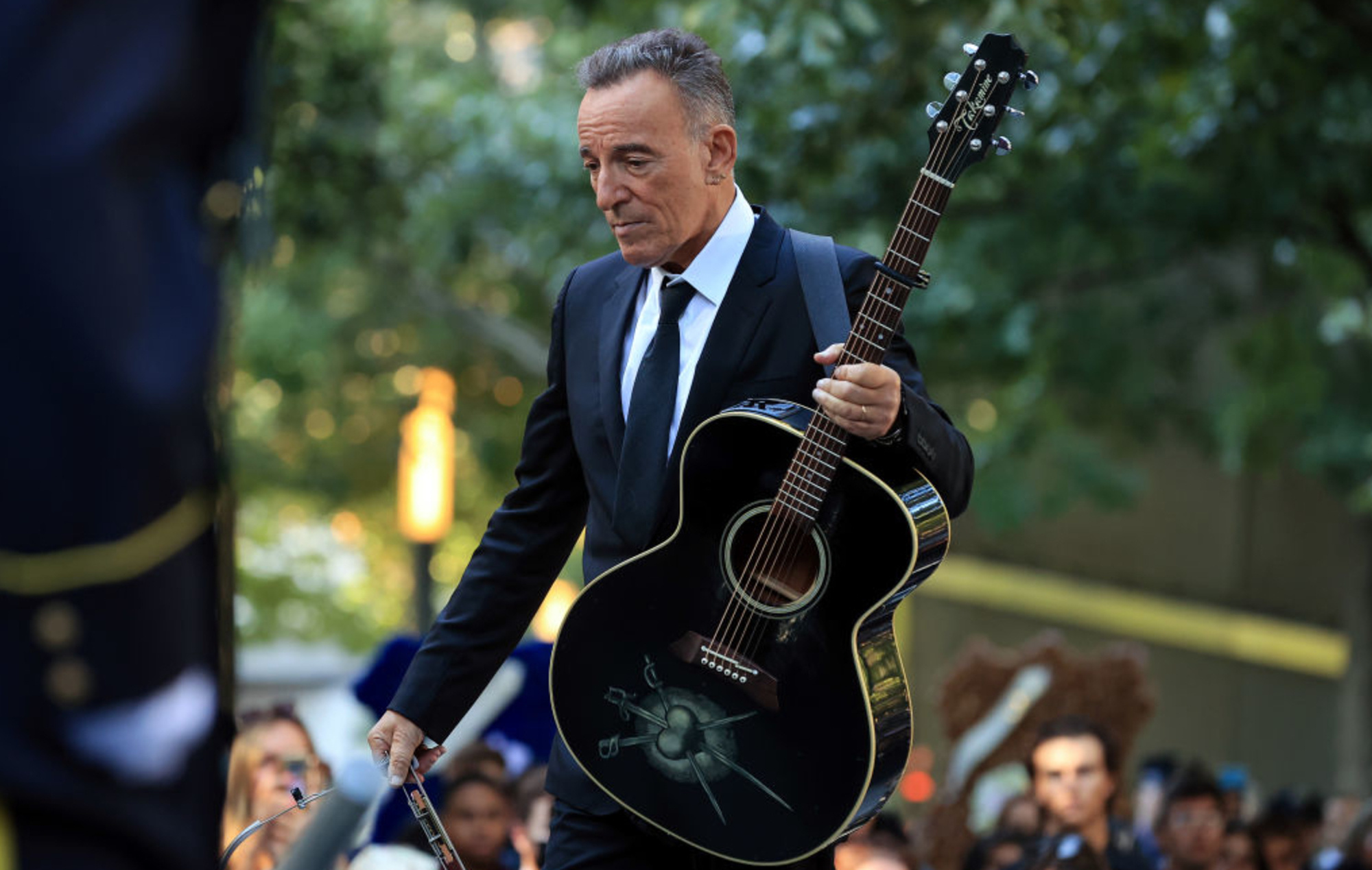 Bruce Springsteen, Perform at 9/11, Memorial ceremony, Watch, 2000x1270 HD Desktop