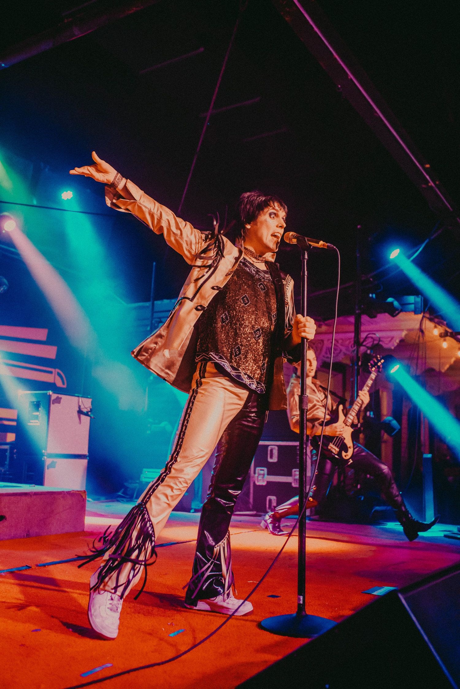 The Struts in New Orleans, Music photography, Captivating live performance, 1500x2250 HD Handy