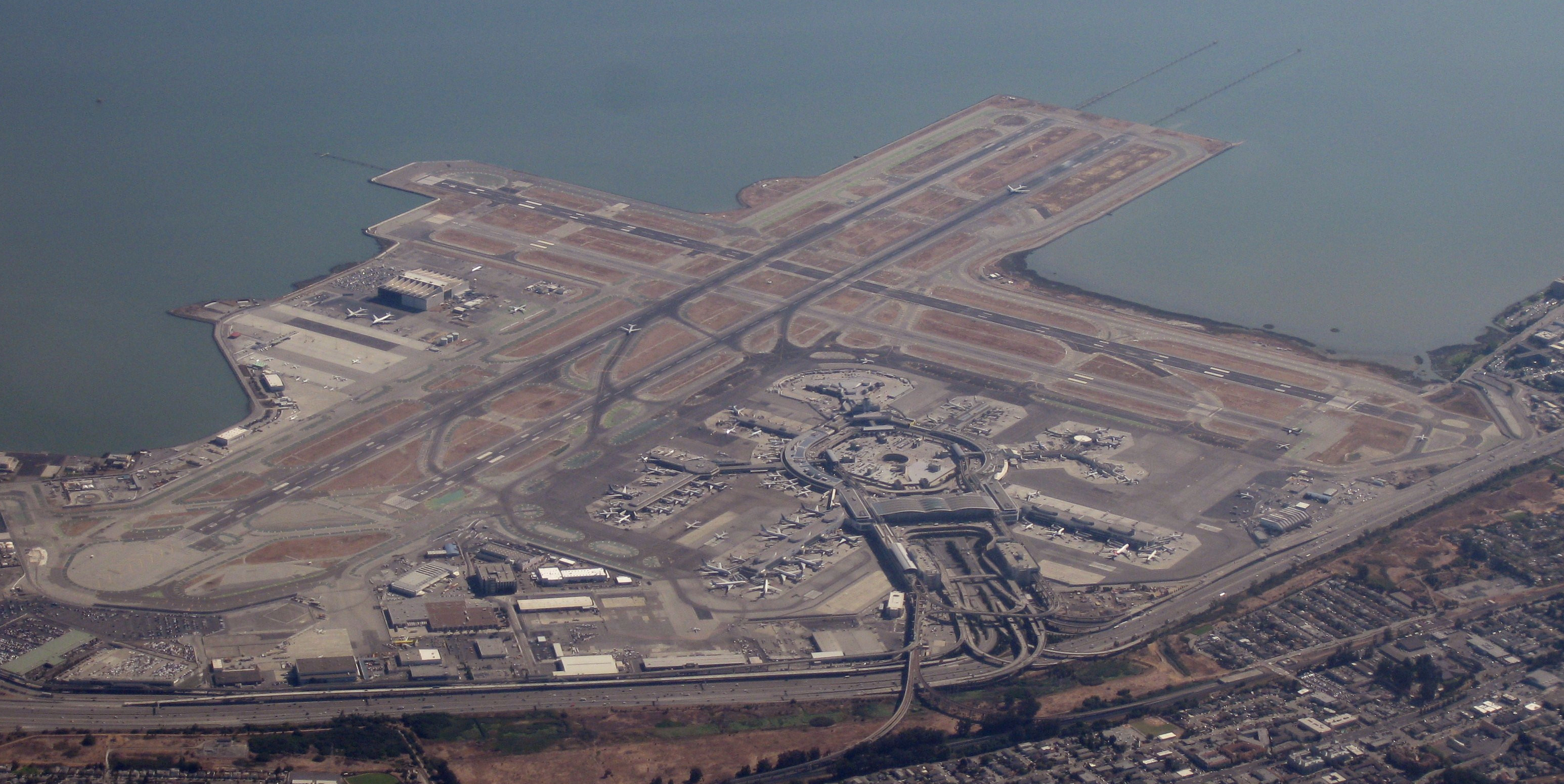 San Francisco International Airport, Flight sim, Wiki fandom, 3100x1550 Dual Screen Desktop