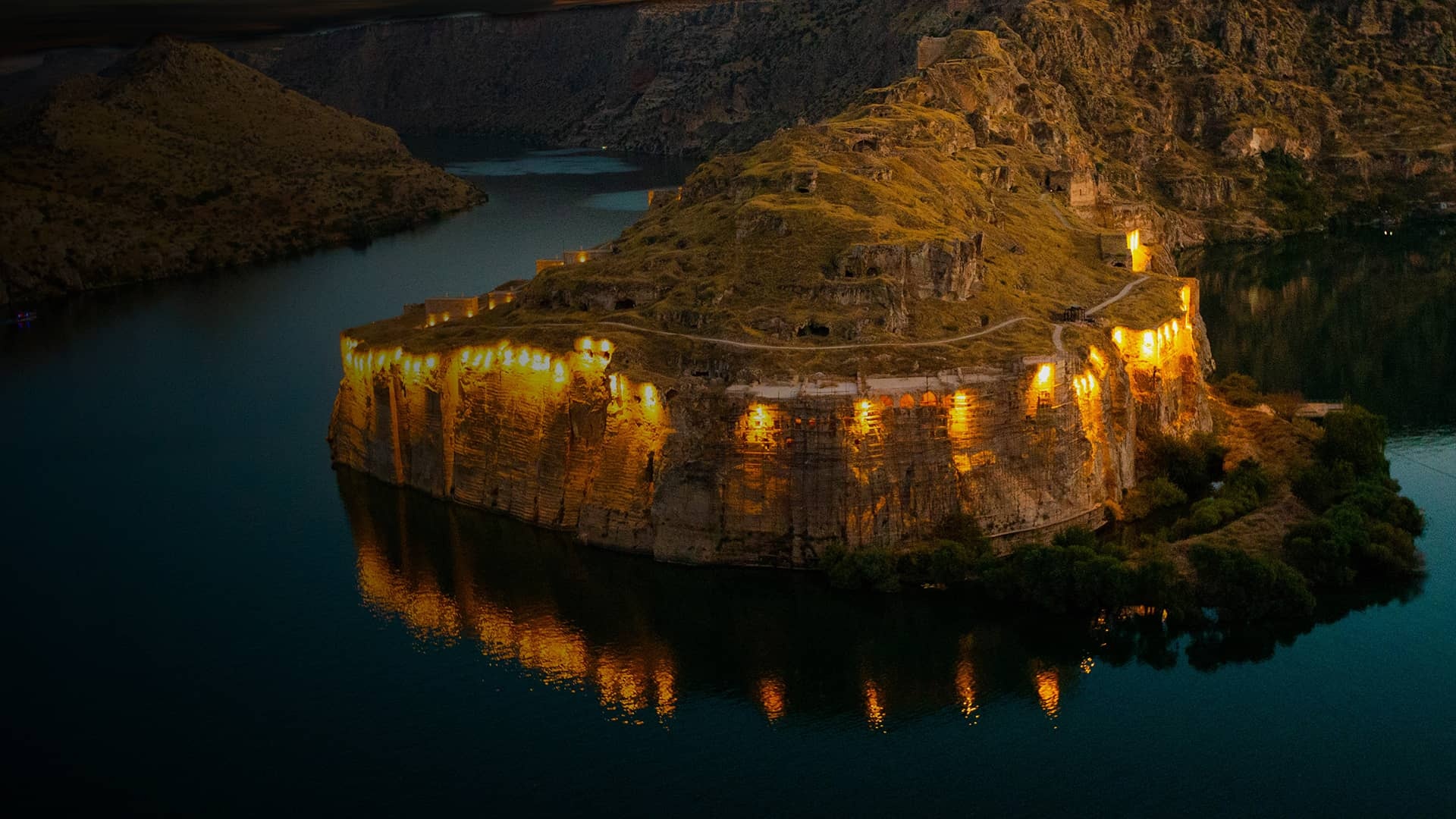 Euphrates River, Turkish destination, Gaziantep travel, Cultural exploration, 1920x1080 Full HD Desktop