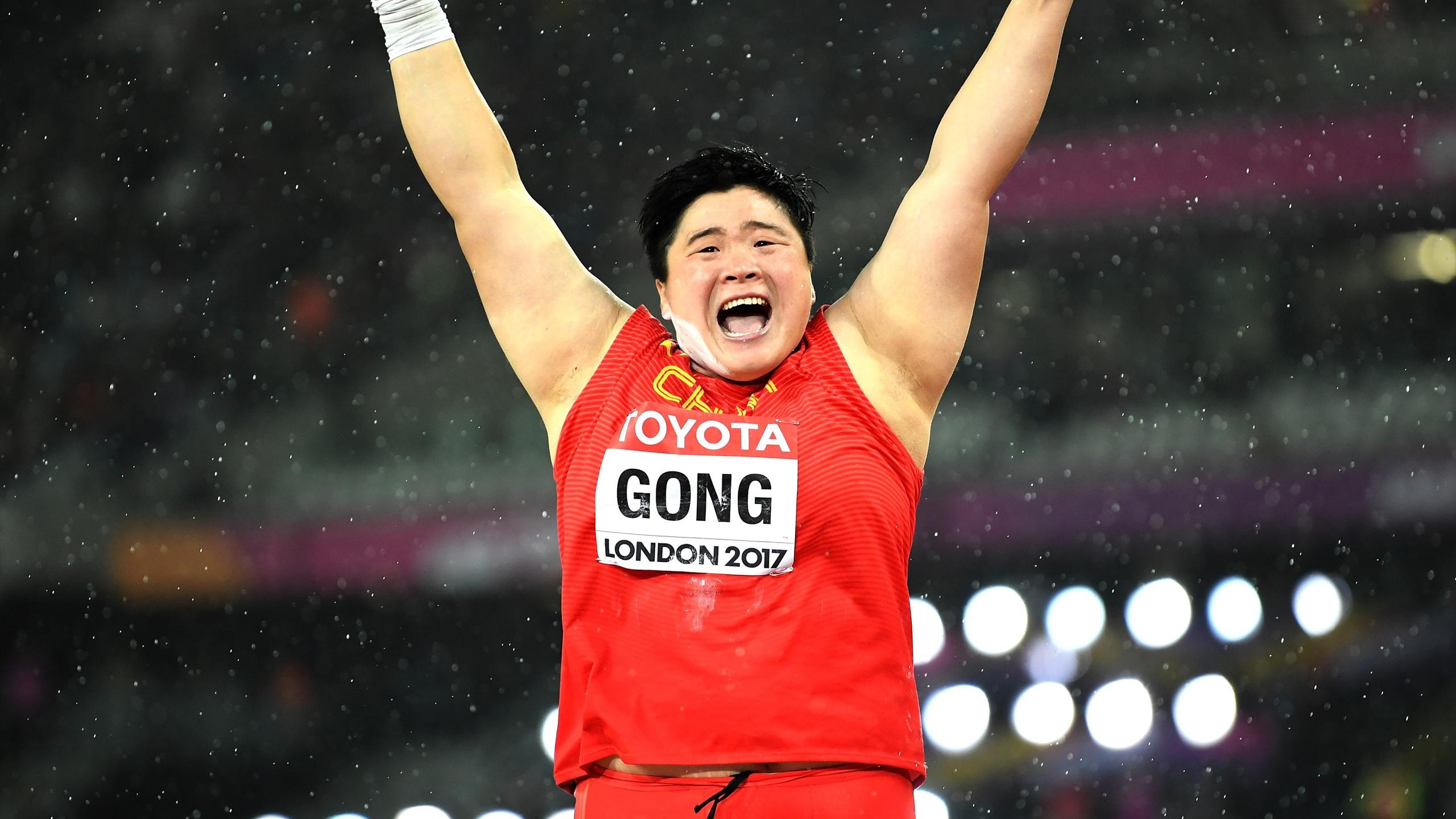 Gong Lijiao, Shot put gold, China's wait ends, Athletics success, 2560x1440 HD Desktop