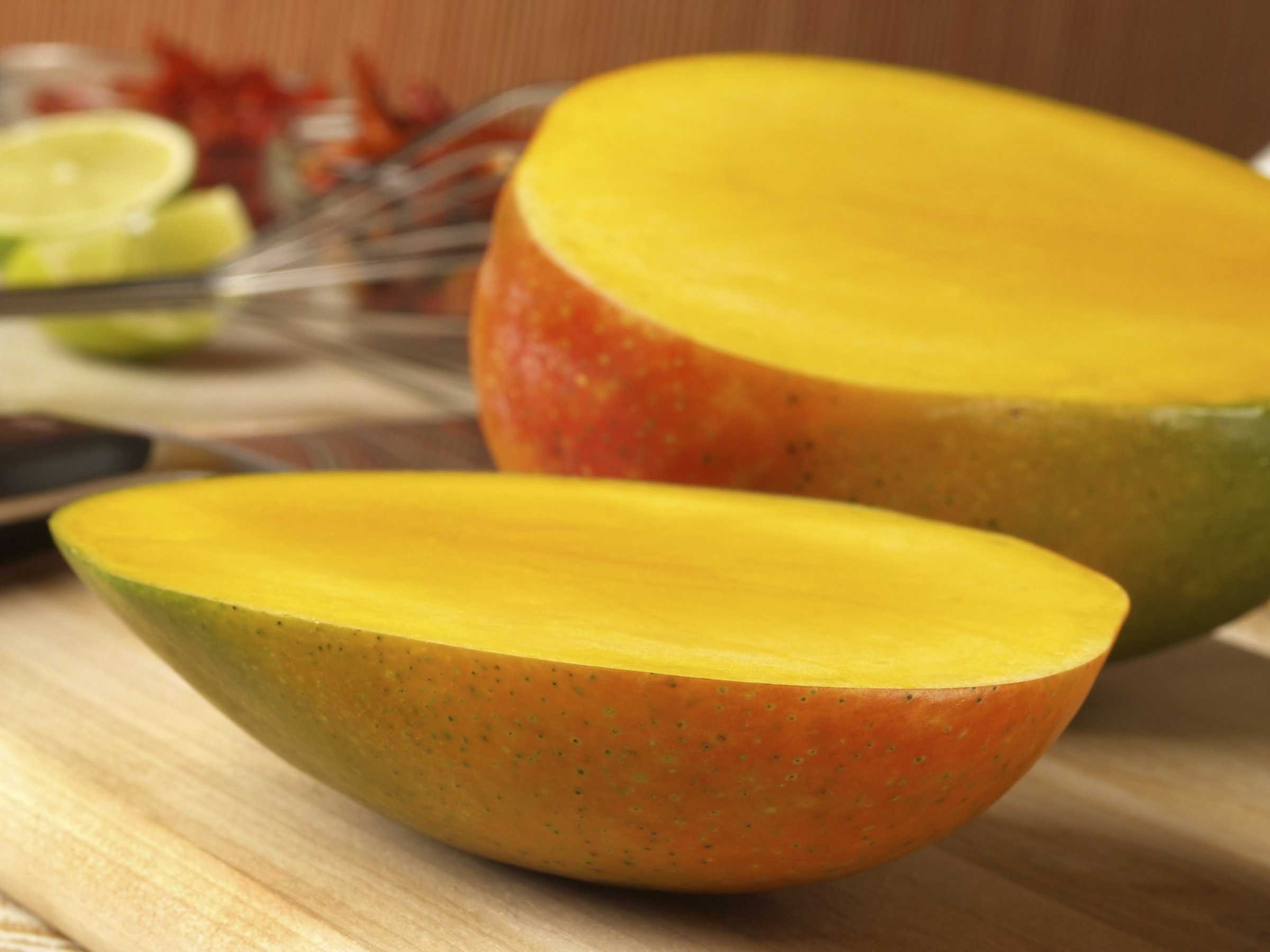 Mango: One of the most important and widely cultivated fruits of the tropical world. 2400x1800 HD Wallpaper.