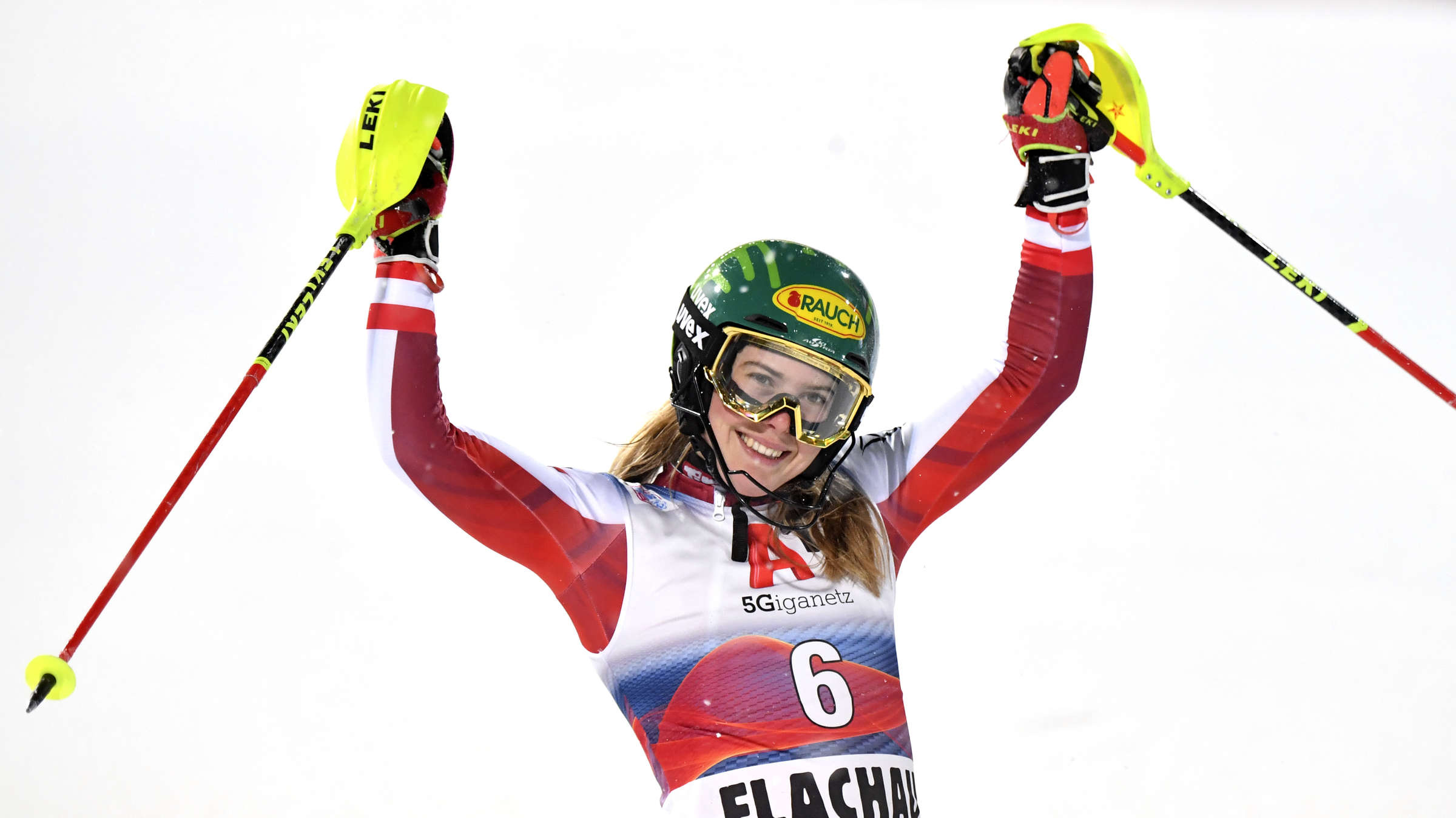 Katharina Liensberger, Skiing world championships, Gold medal performance, Phenomenal race, 2400x1350 HD Desktop