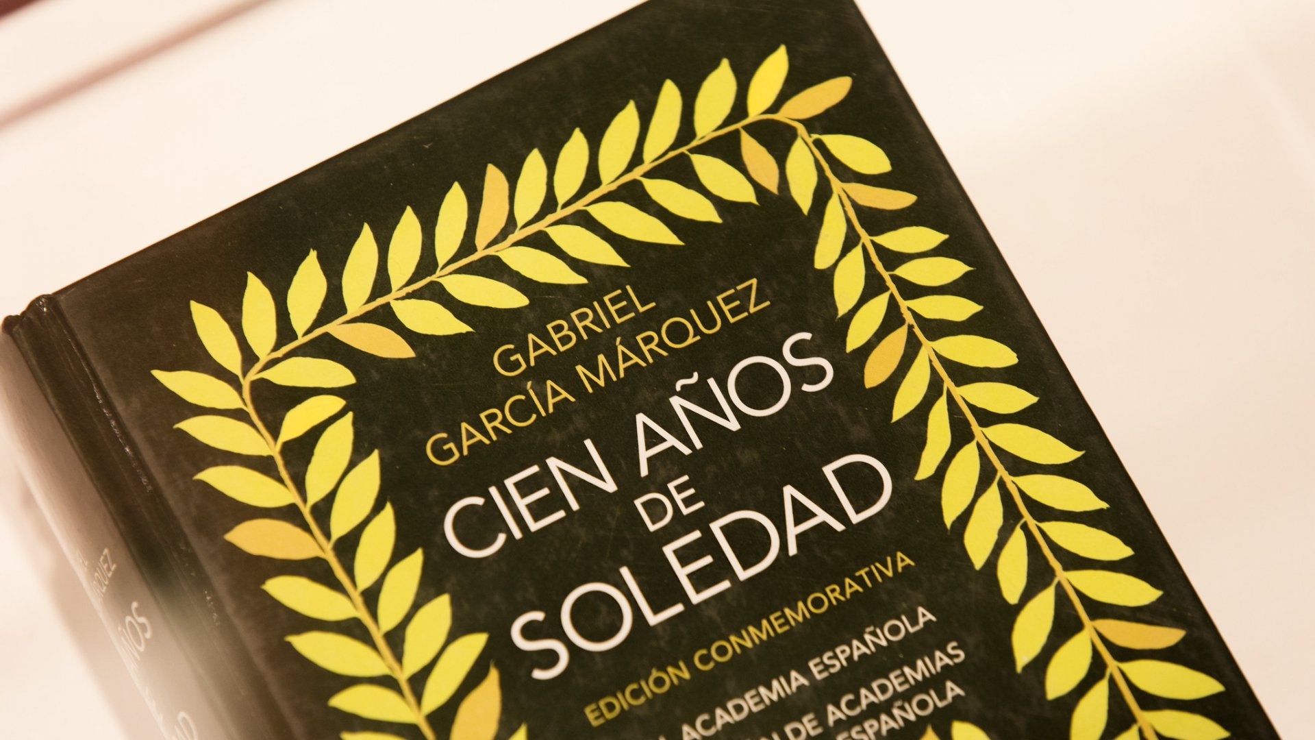 Gabriel Garcia Marquez, Colombian literature, Marquez's impact, Terra Colombia, 1920x1080 Full HD Desktop