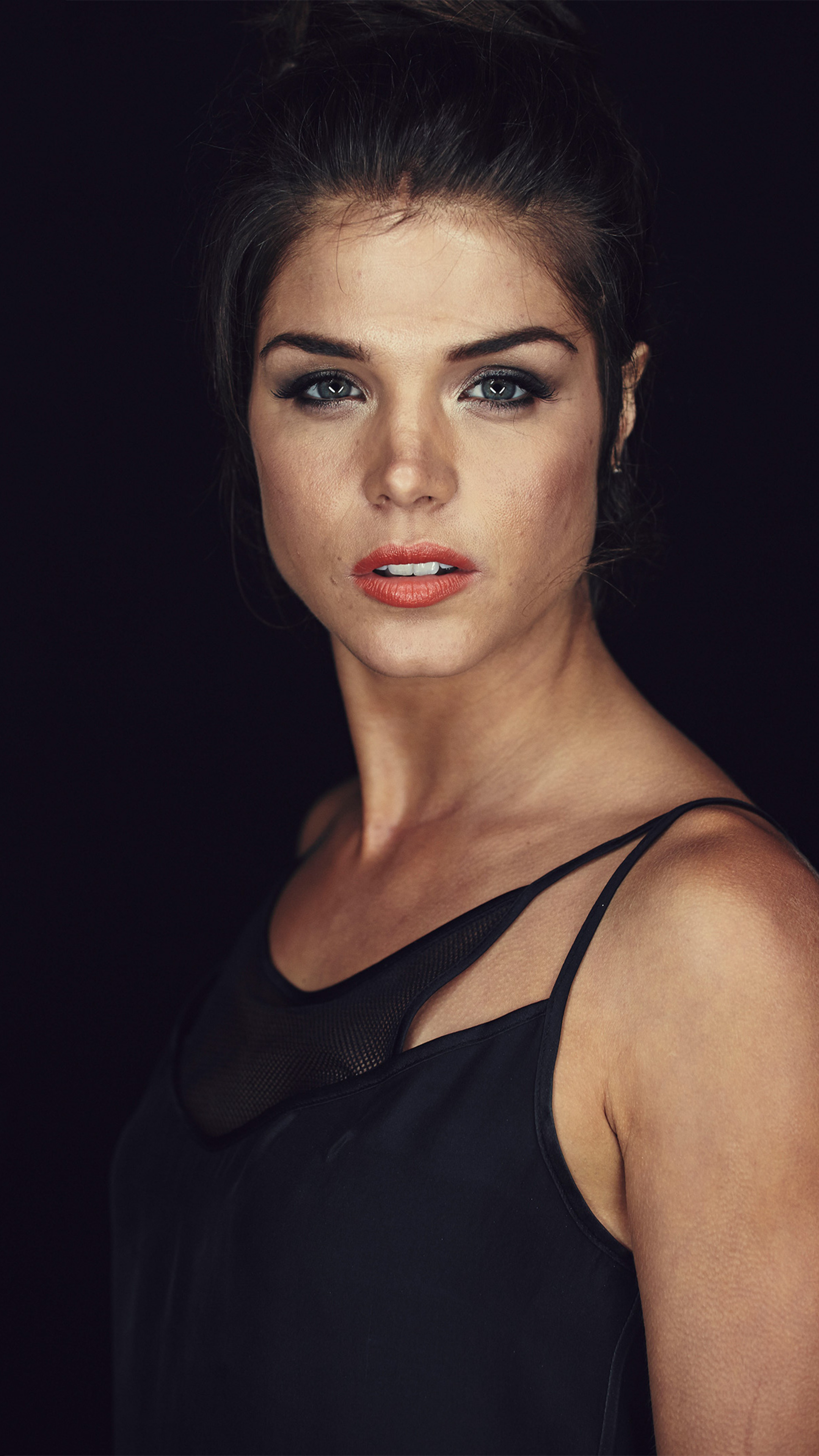 Marie Avgeropoulos, 2018, Sony Xperia X, 2160x3840 4K Phone