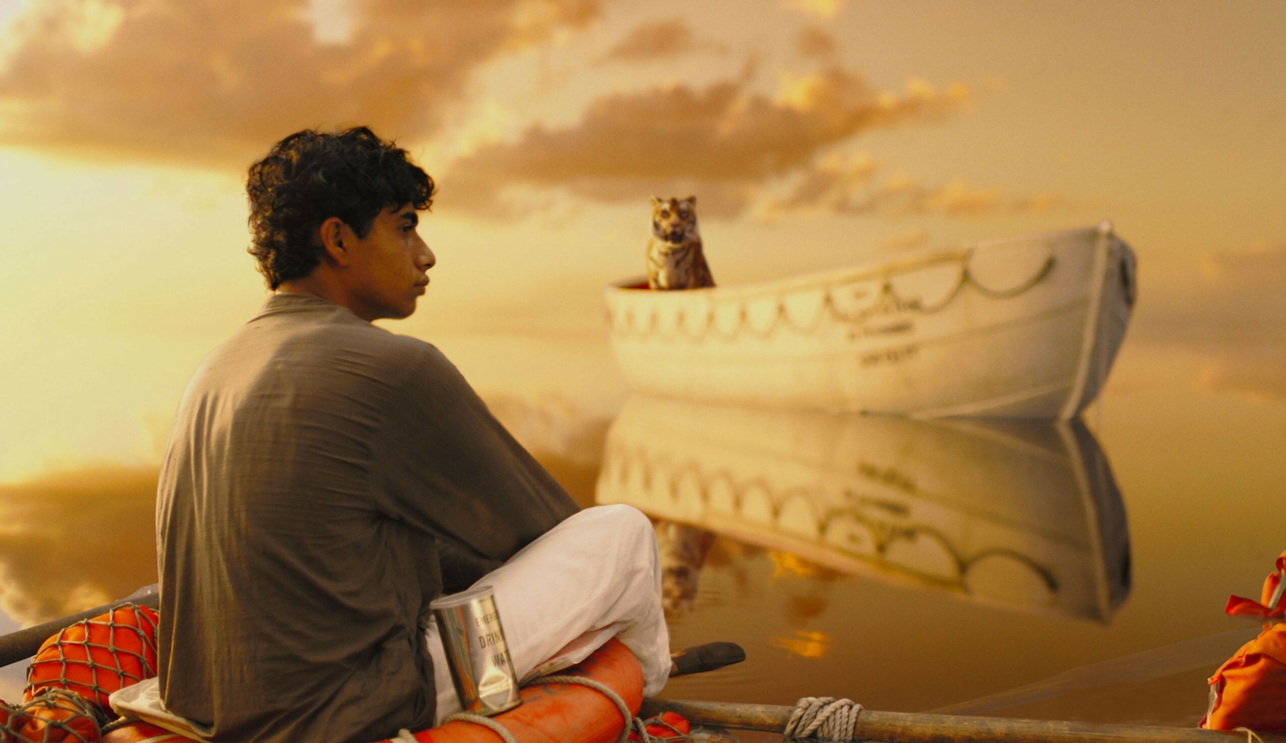 Life of Pi: It was nominated for three Golden Globe Awards, including Best Picture – Drama and Best Director, and won for Golden Globe Award for Best Original Score. 2550x1480 HD Wallpaper.