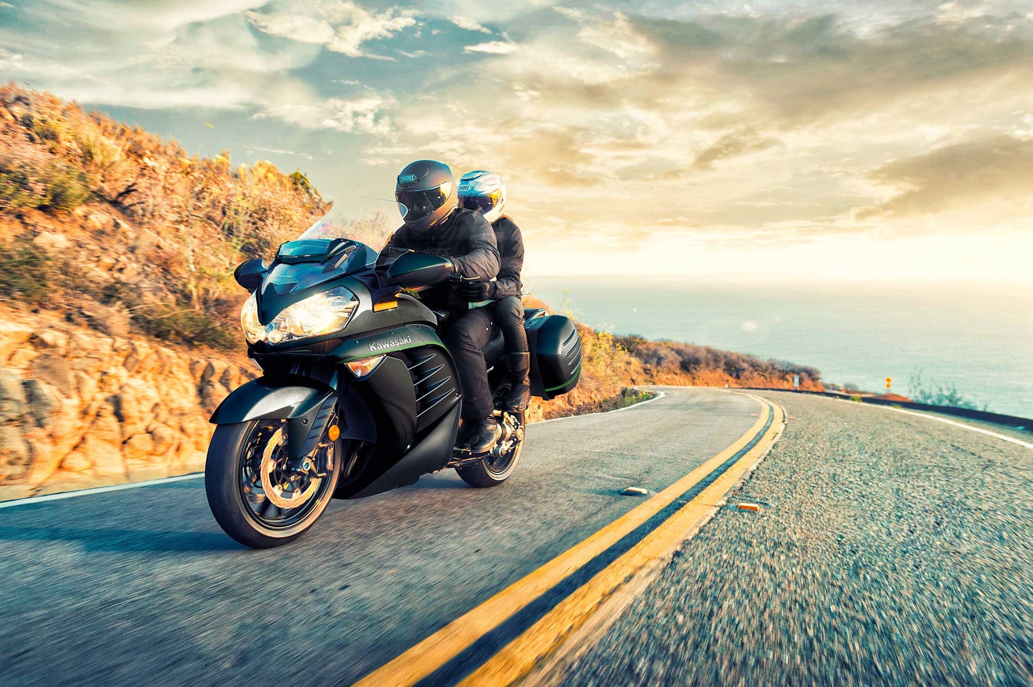Kawasaki 1400GTR, Touring excellence, Comfort and performance, Endless adventure, 2030x1350 HD Desktop