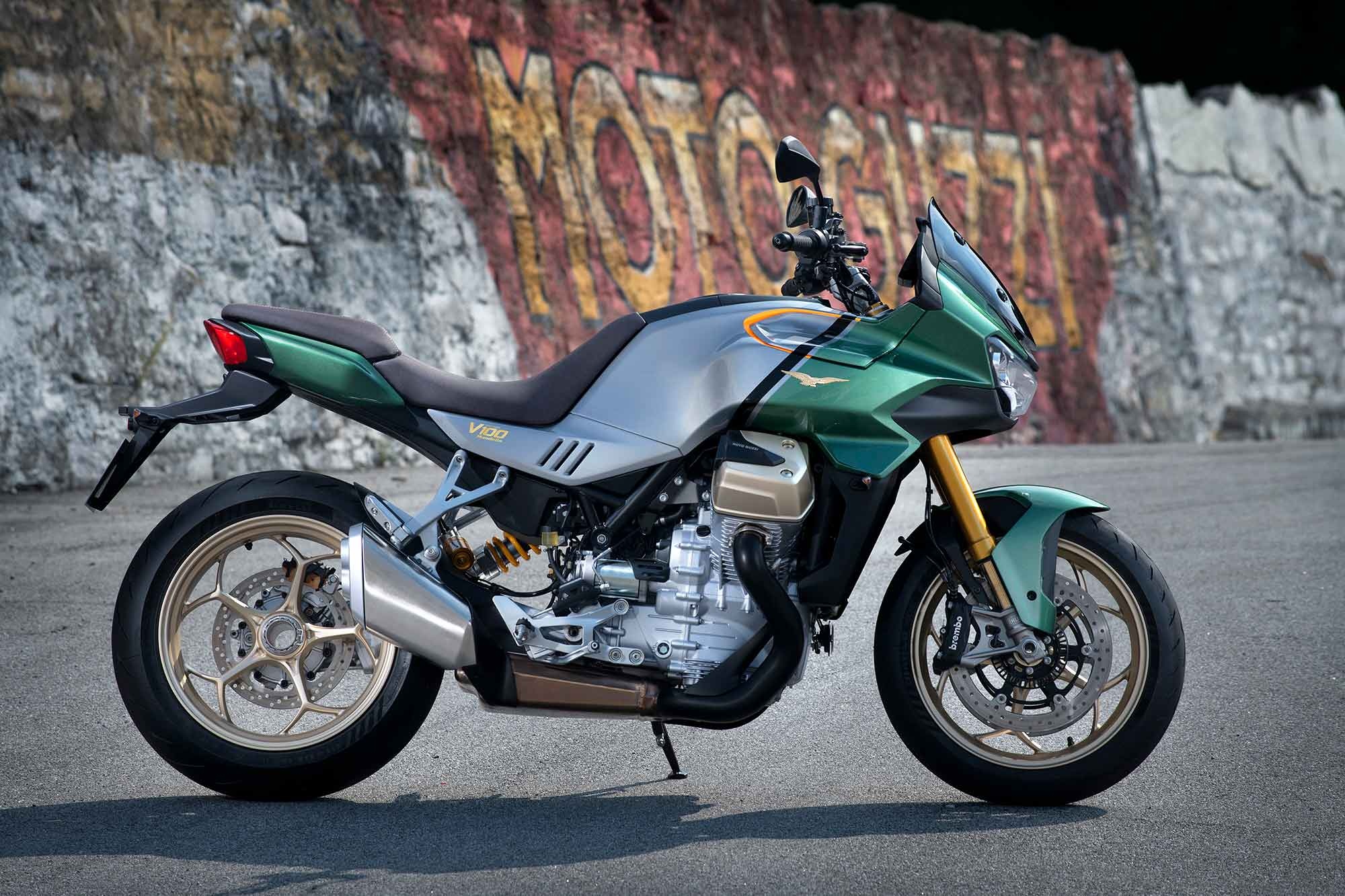 Moto Guzzi V100 Mandello, Auto industry, Factory overhaul, Motorcyclist, 2000x1340 HD Desktop