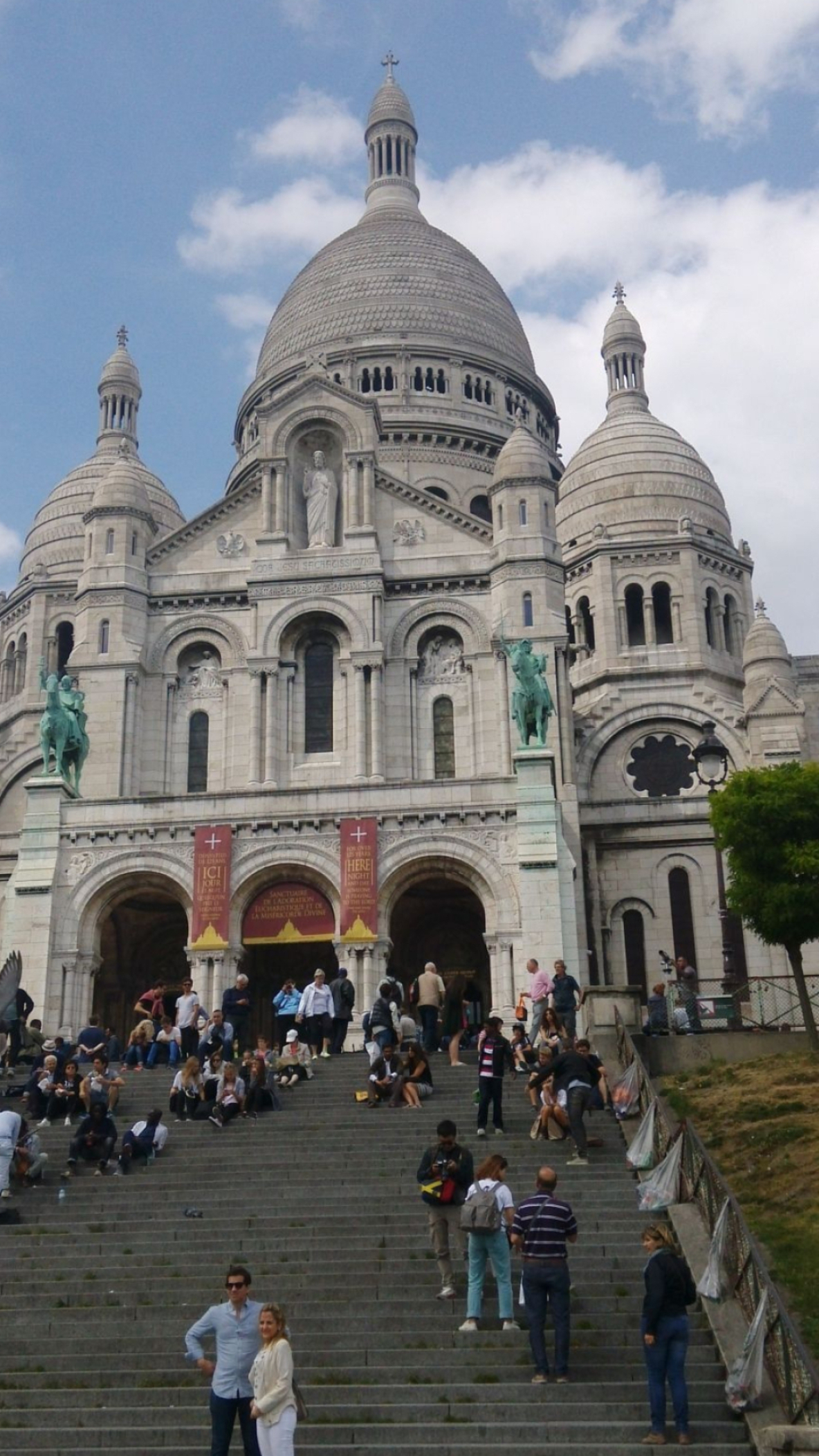 Basilica of the Sacred Heart, Paris, Attraction reviews, Discounted tickets, 1190x2110 HD Handy