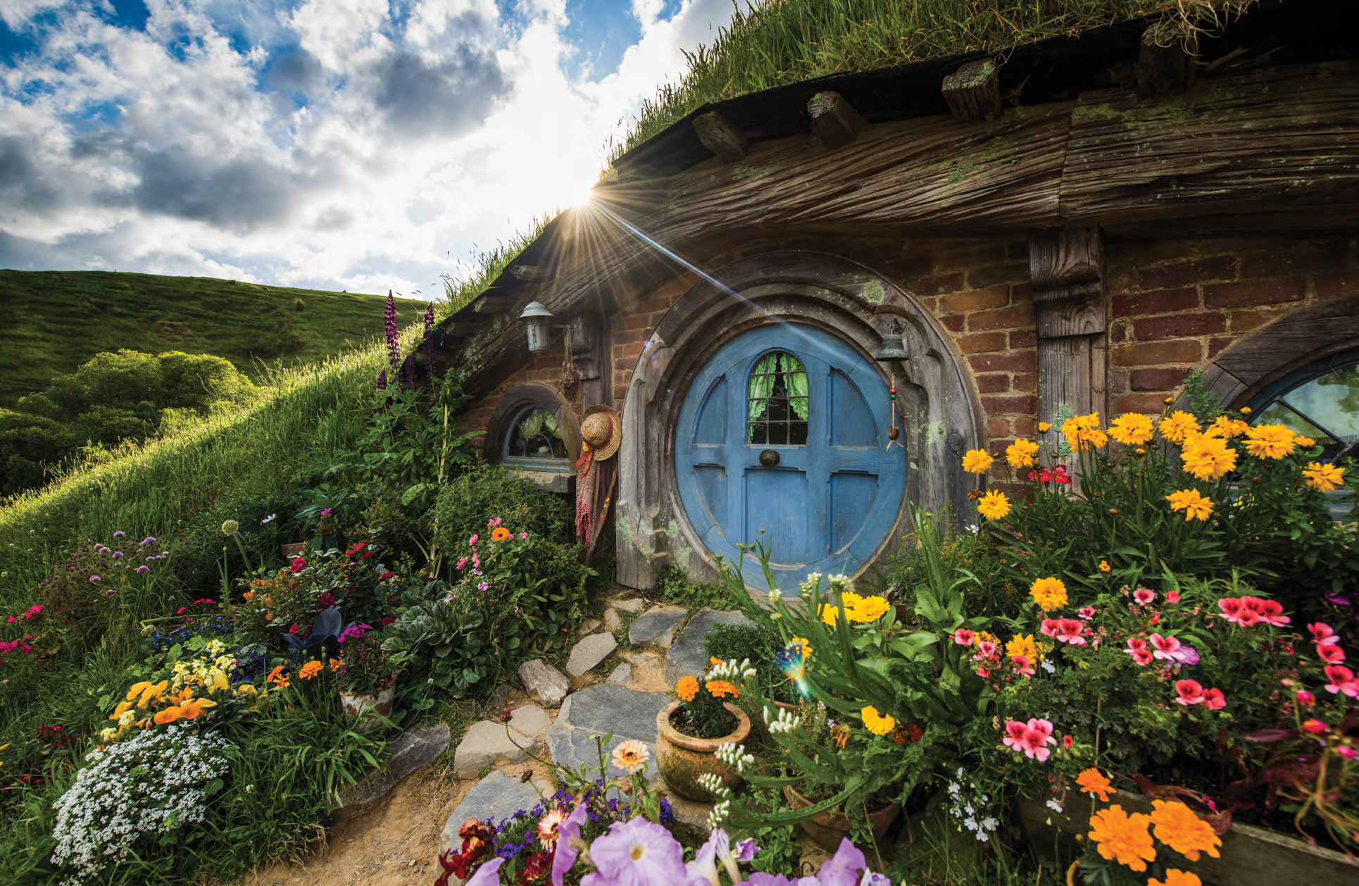 Hobbiton village, Magical atmosphere, Beautiful landscapes, Film-inspired, 1930x1260 HD Desktop