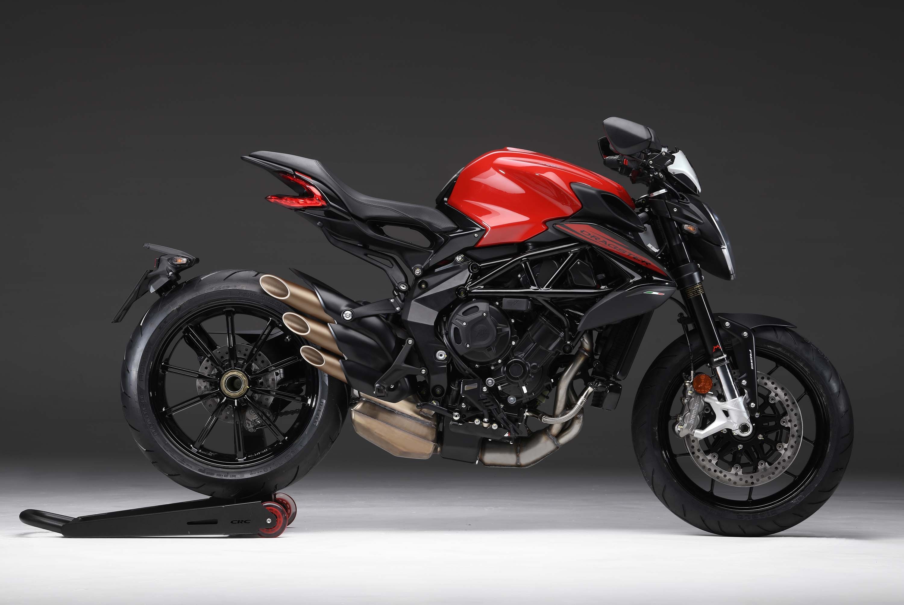 MV Agusta Brutale Rosso, Stylish motorcycle, Italian craftsmanship, Powerful performance, 3000x2010 HD Desktop