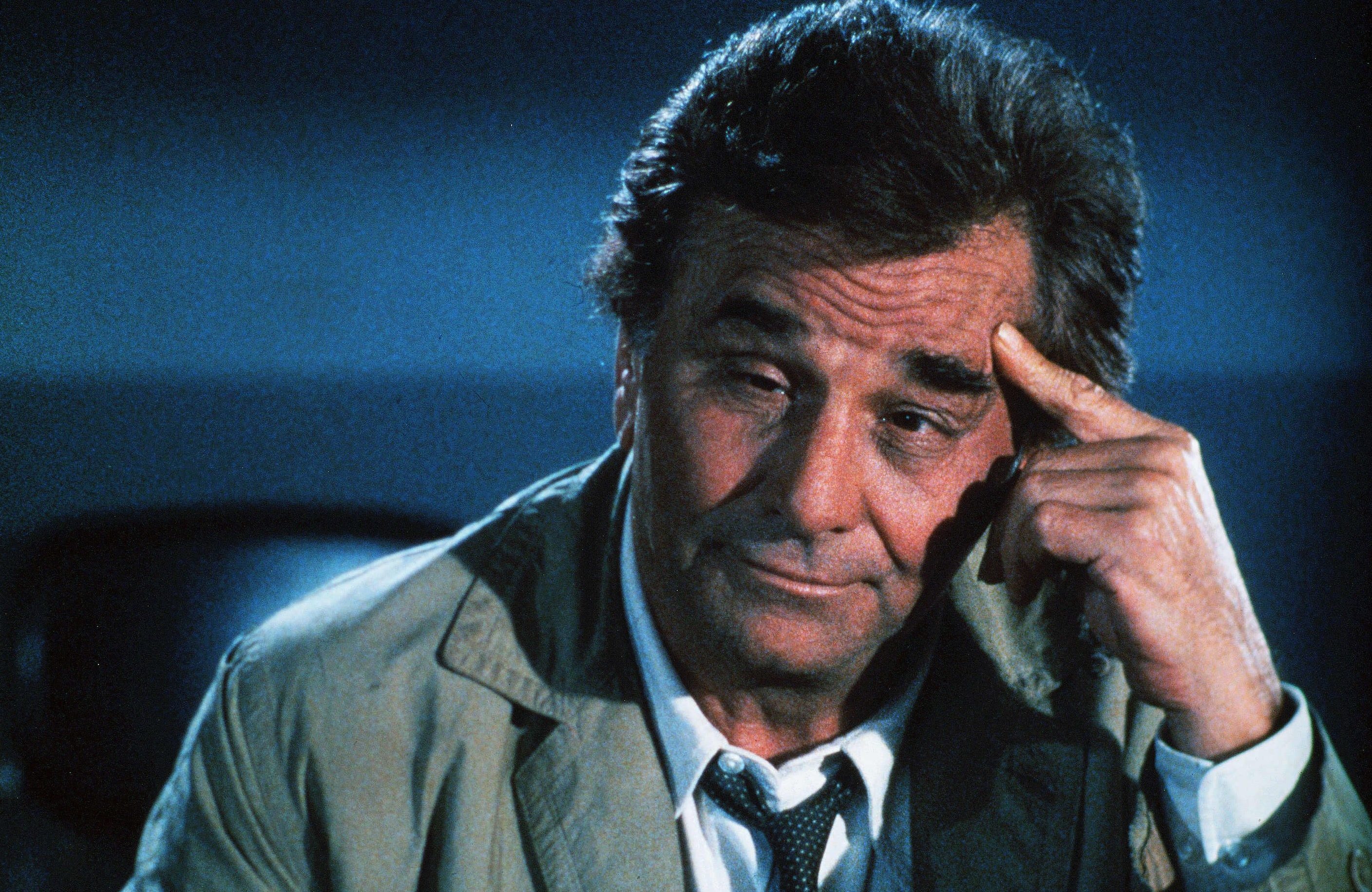 Columbo (Movie): Peter Falk, A polite detective, Solving some of the most brutal, cunning and covert murders in Los Angeles. 2820x1840 HD Wallpaper.