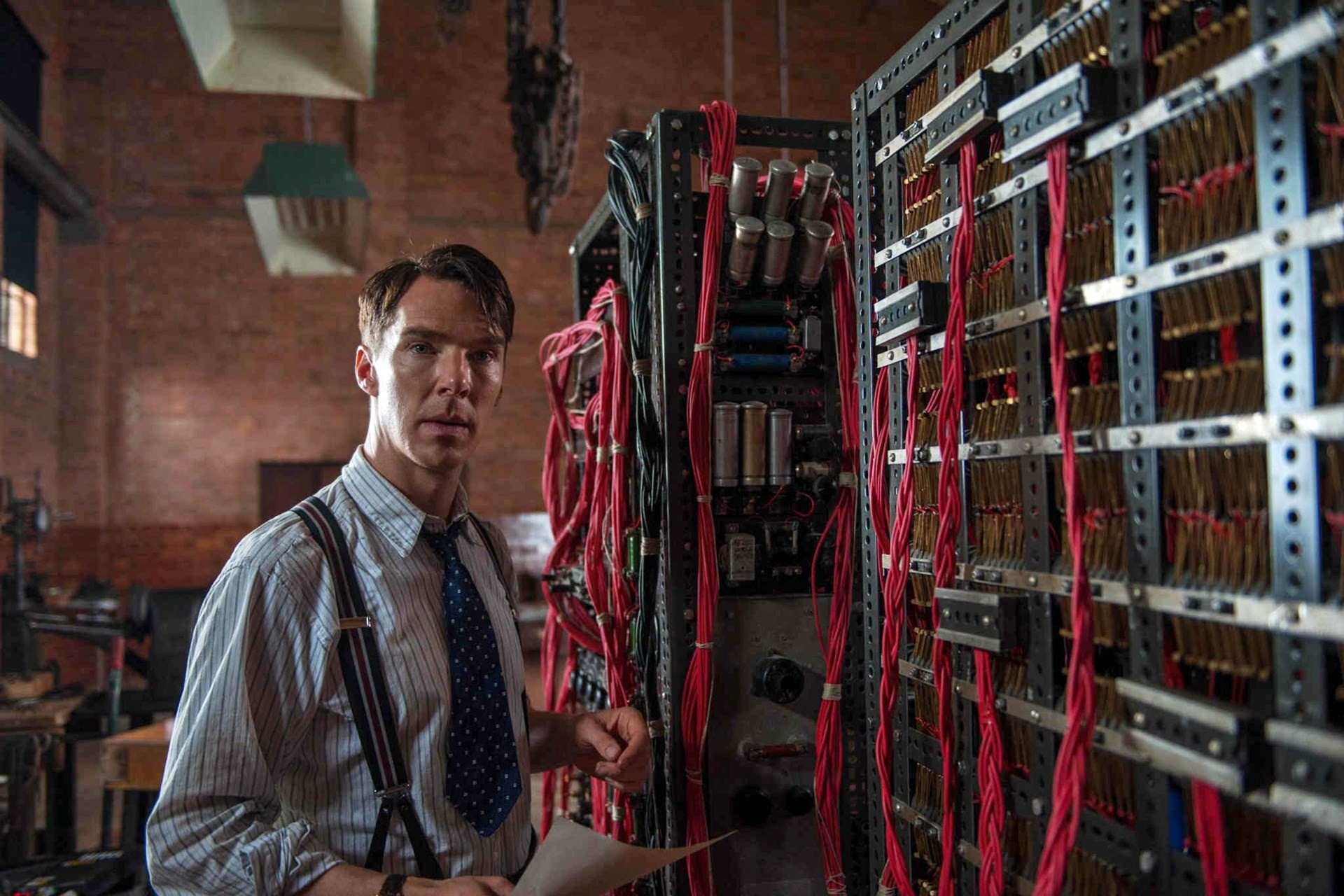 The Imitation Game: Benedict Cumberbatch as Turing, who decrypted German intelligence messages for the British government during World War II. 1920x1280 HD Wallpaper.