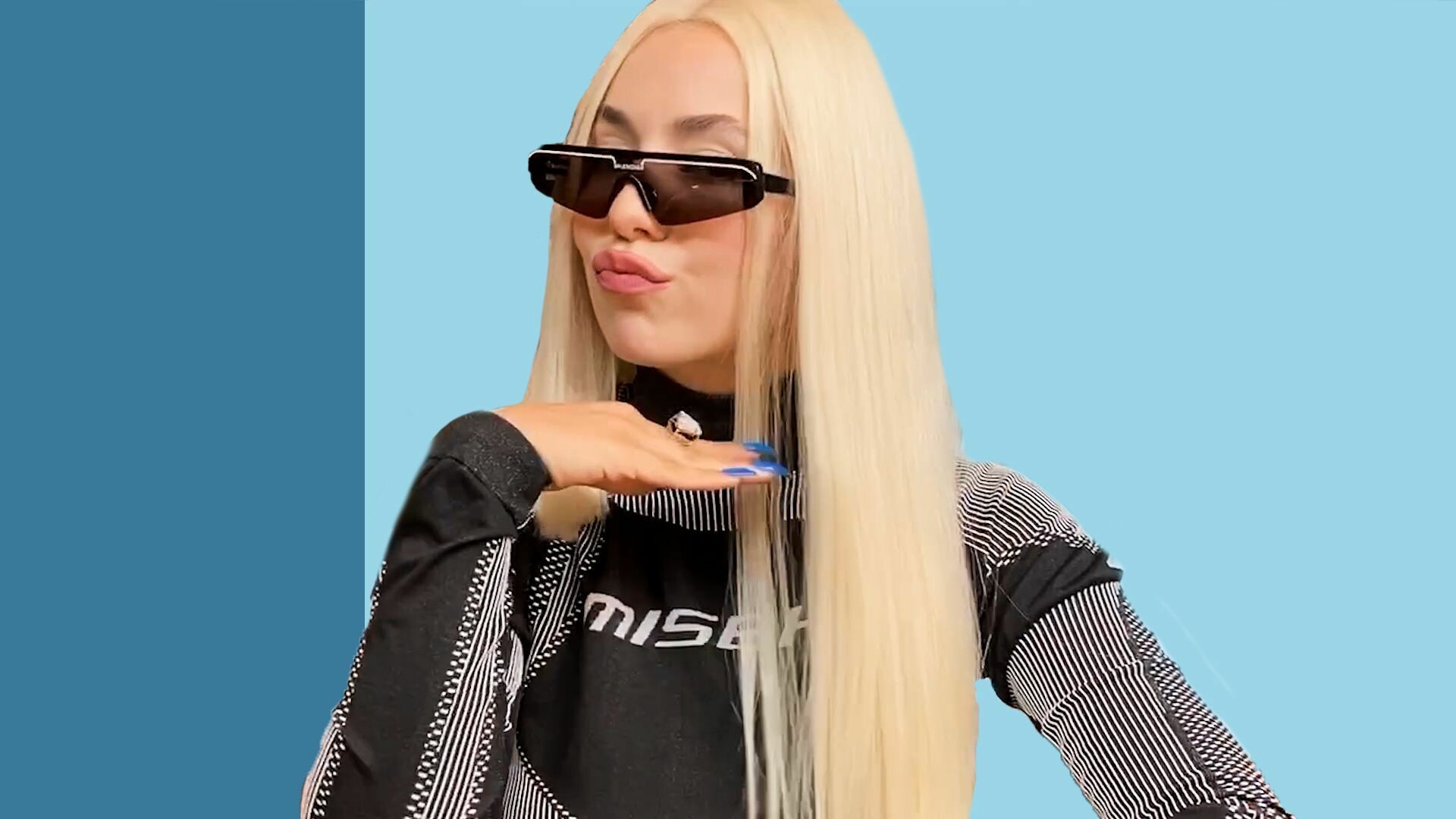 Ava Max: The singer won Best Push Act at the 2019 MTV Europe Music Awards. 1920x1080 Full HD Wallpaper.