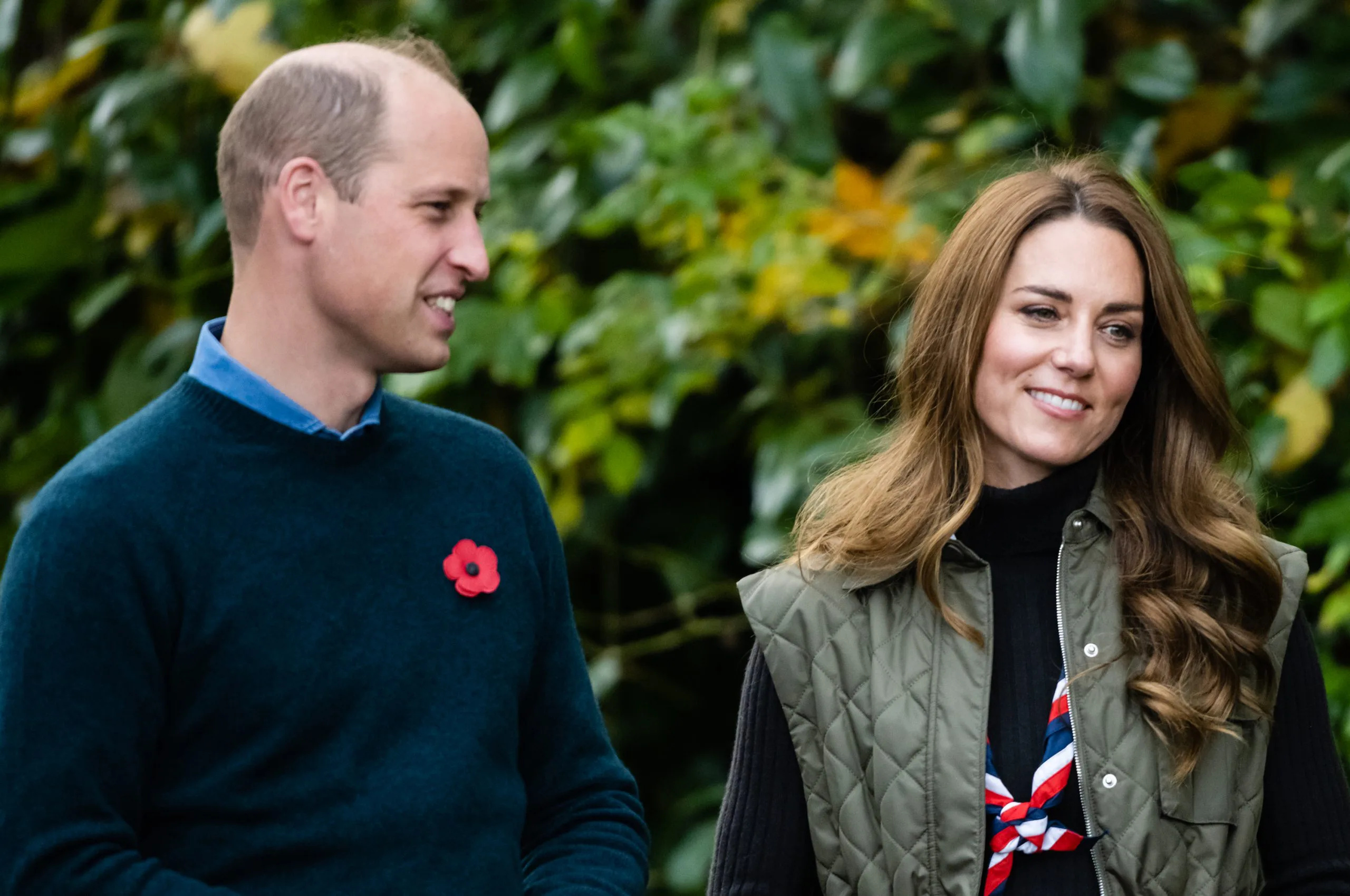 Prince William, Kate Middleton, Move closer to the Queen, Marie Claire, 2560x1700 HD Desktop