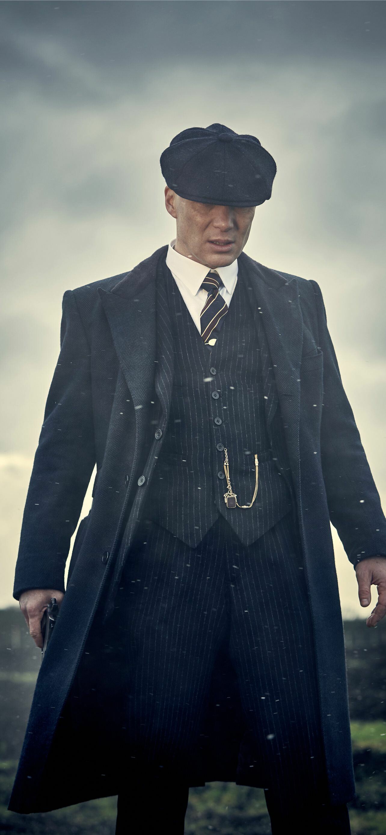 Peaky Blinders: The son of Arthur and Mrs. Shelby, A former British soldier. 1290x2780 HD Background.