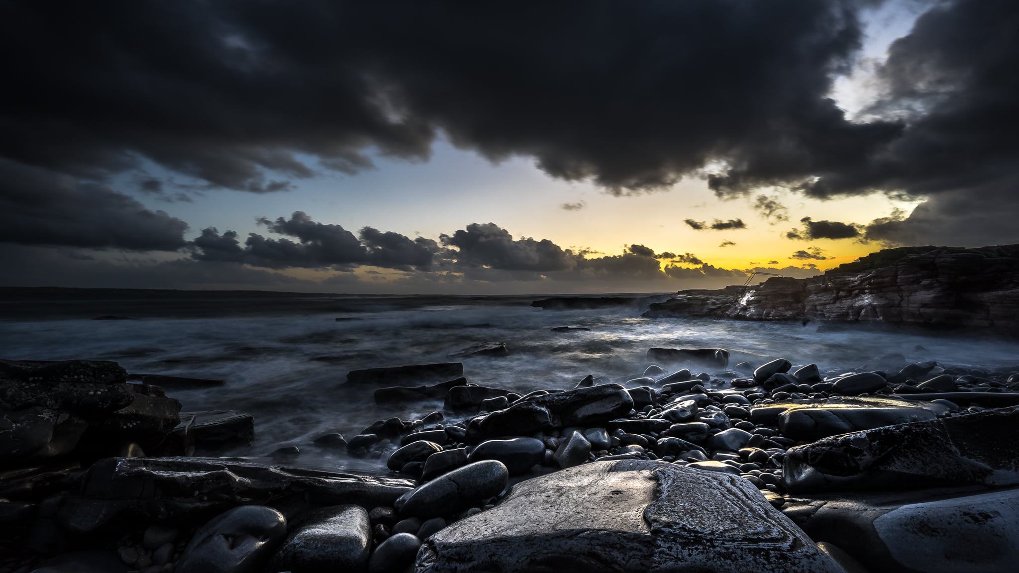 Northern Ireland, Travels, Seashore during golden hour, Liscannor, 2050x1160 HD Desktop
