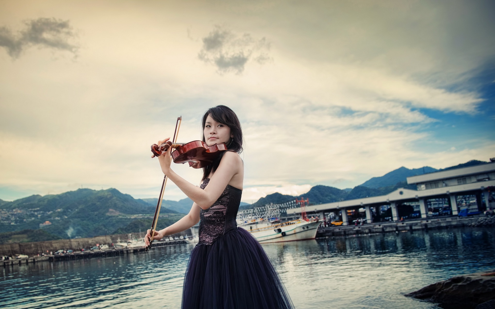 Violin: Bowing Techniques, Outdoor Acoustics, Bow Grip, Classic Music. 1920x1200 HD Wallpaper.