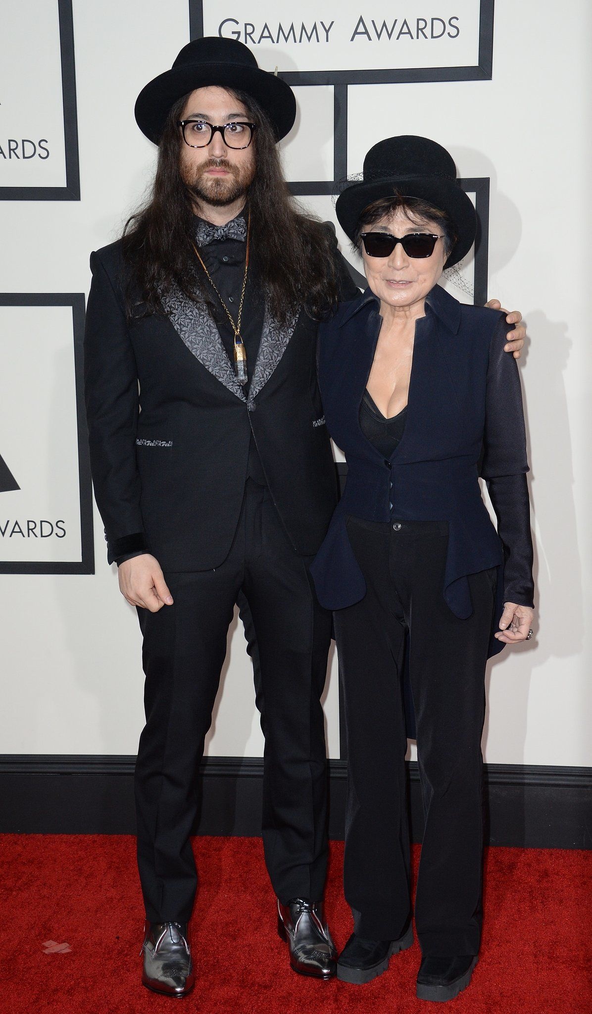 Yoko Ono, Grammy date, Award season, Family first, 1200x2050 HD Phone