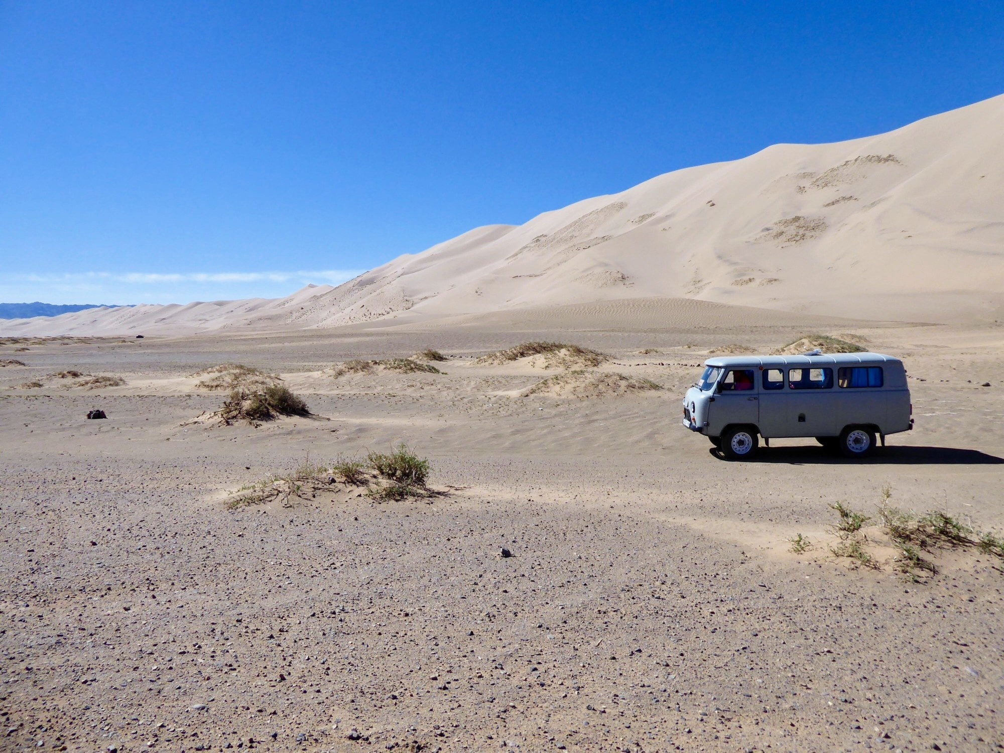 Gobi Desert, A vagabond life, Mongolia's wonders, Wilderness escape, 2000x1500 HD Desktop