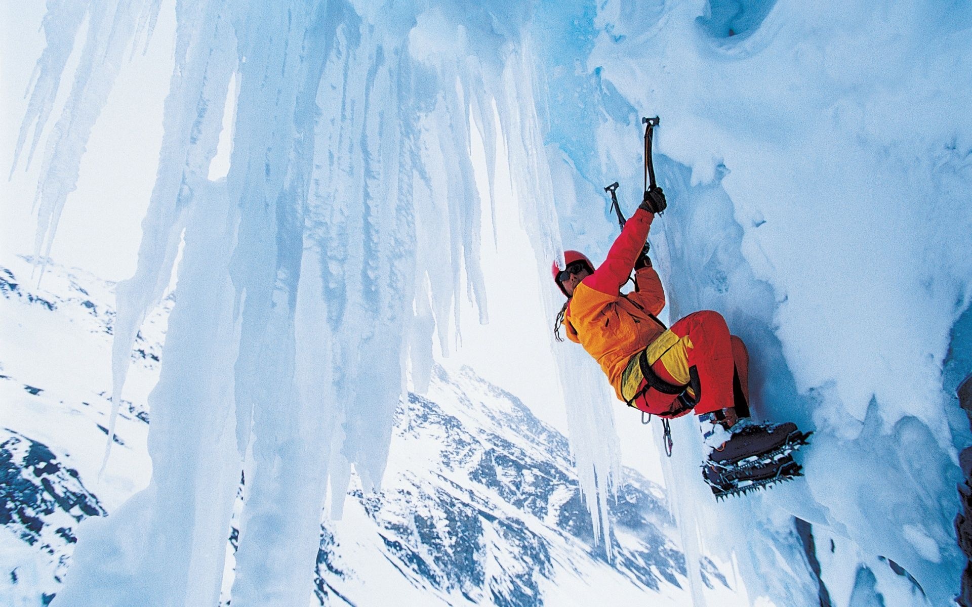 Ice Climbing: International Climbing and Mountaineering Federation, Thousands Of Ice Chandeliers For Adrenaline Junkies. 1920x1200 HD Background.