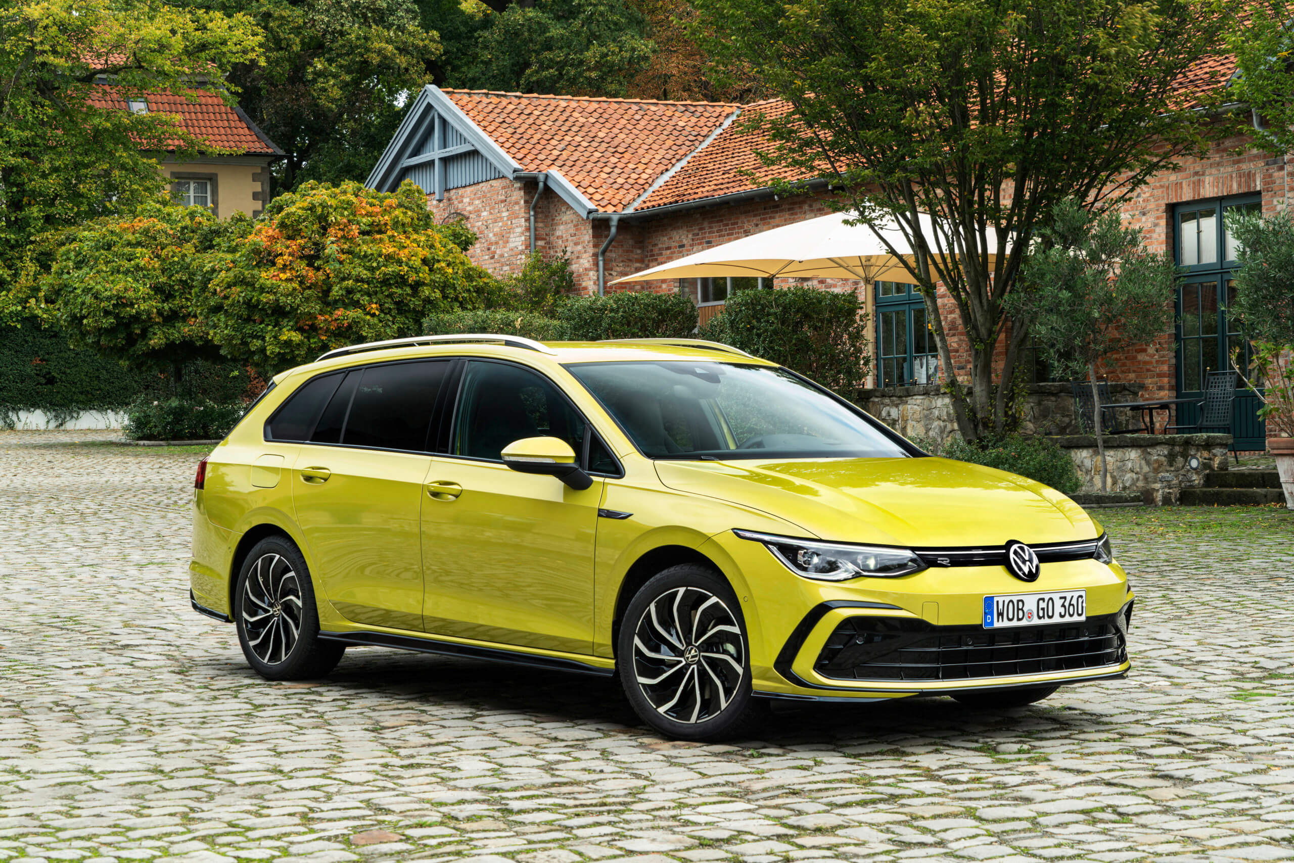 Volkswagen Golf, Variant model, Leasing options, Budget-friendly, 2560x1710 HD Desktop