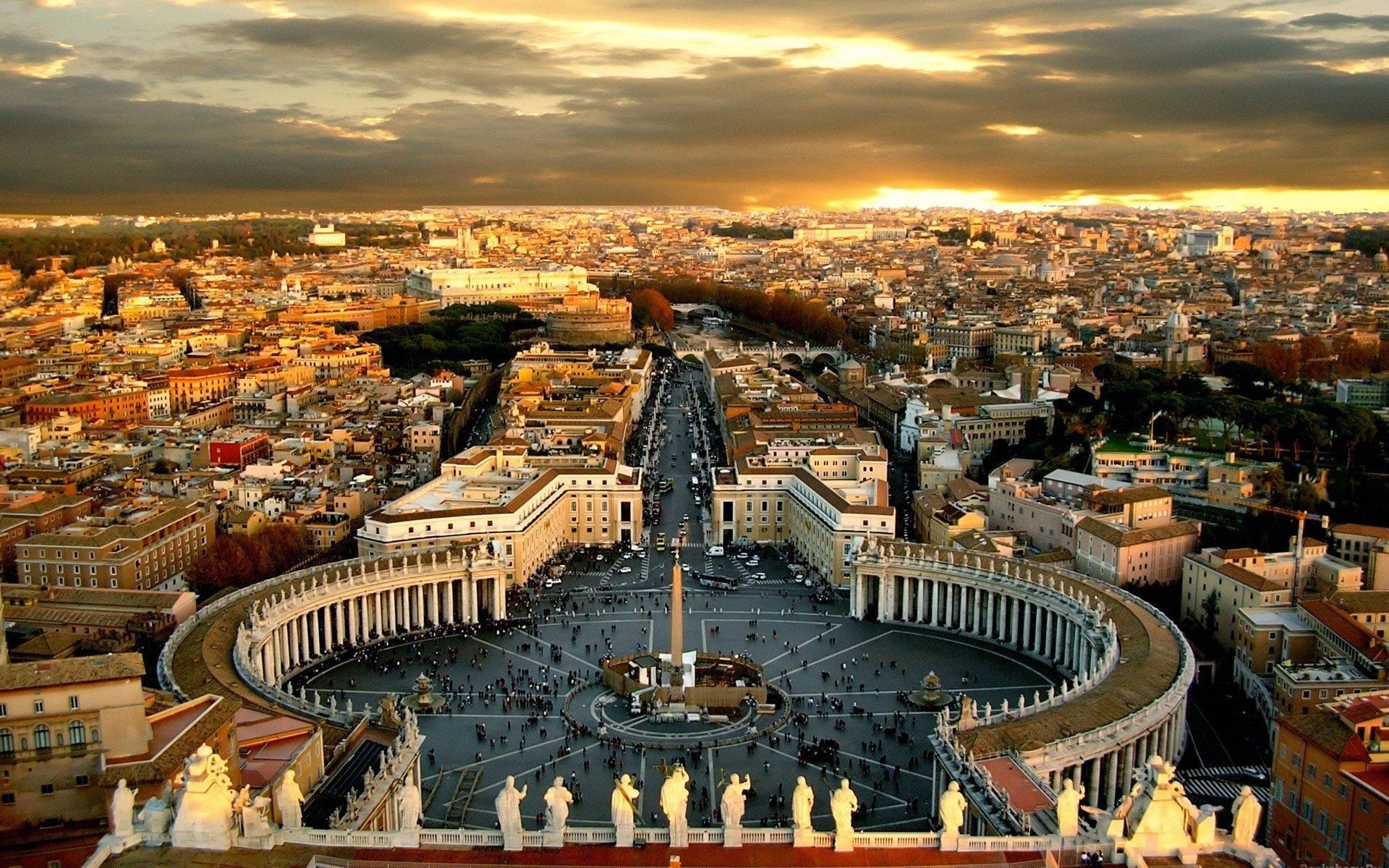 Rome: Skyline, Saint Peter's Square, Vatican City. 1920x1200 HD Background.