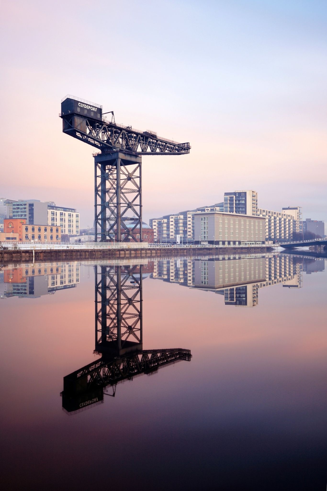Glasgow, Finnieston crane, Scotland travel, Architectural marvel, 1370x2050 HD Phone