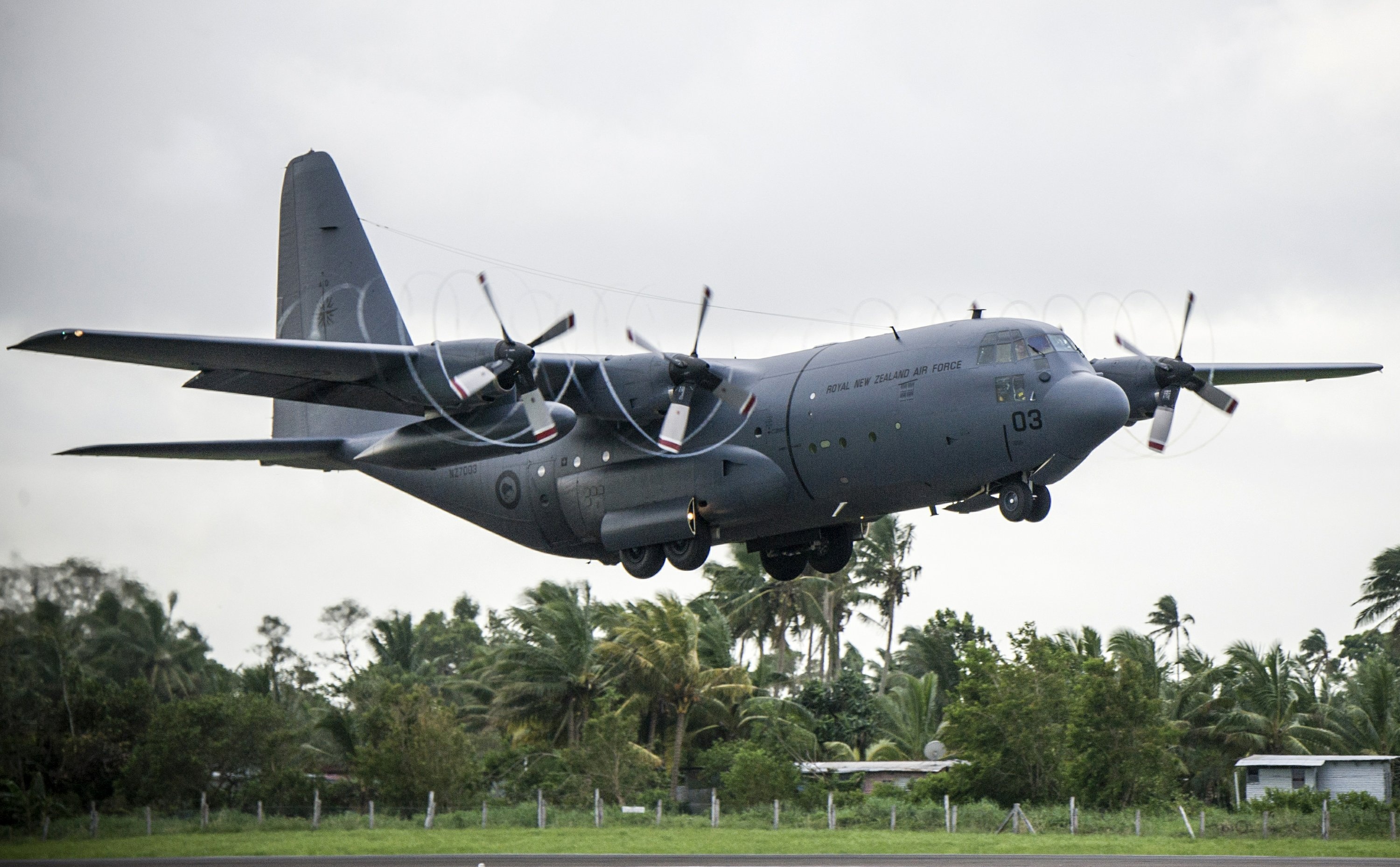 Lockheed C-130 Hercules, New Zealand's air power, Military acquisitions, Hercules fleet, 3000x1860 HD Desktop