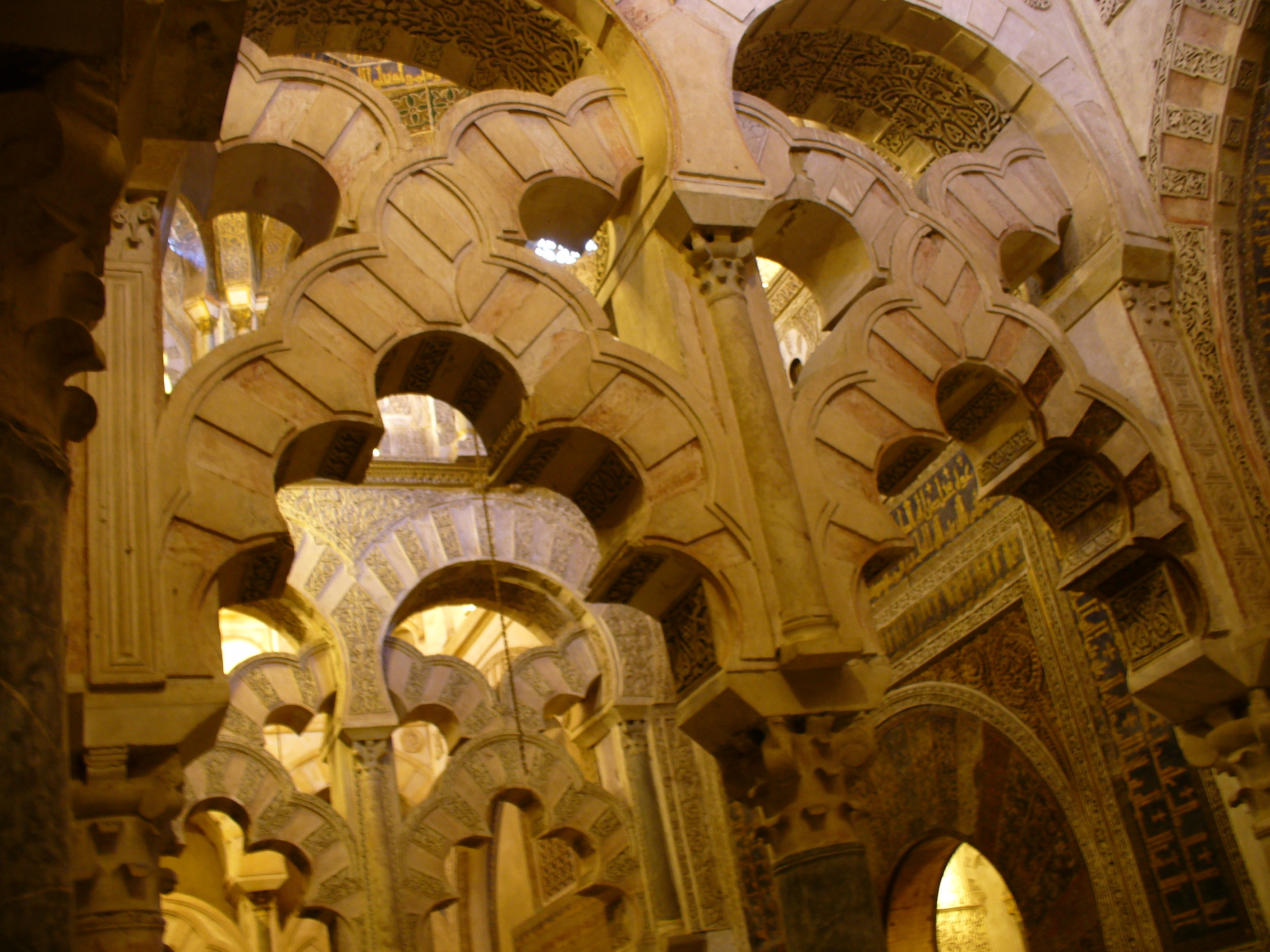 Great Mosque of Cordoba, Inside the mosque, Cordoba, 2820x2120 HD Desktop