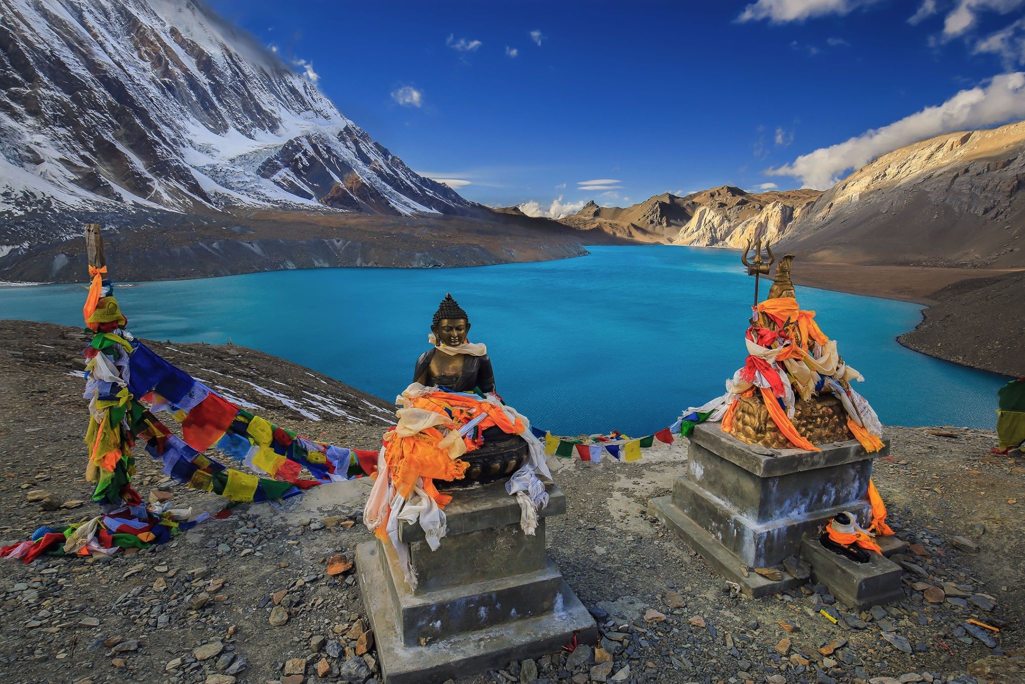 Tilicho Lake, Manaslu and Annapurna, Trekking adventure, Nepal's beauty, 2050x1370 HD Desktop