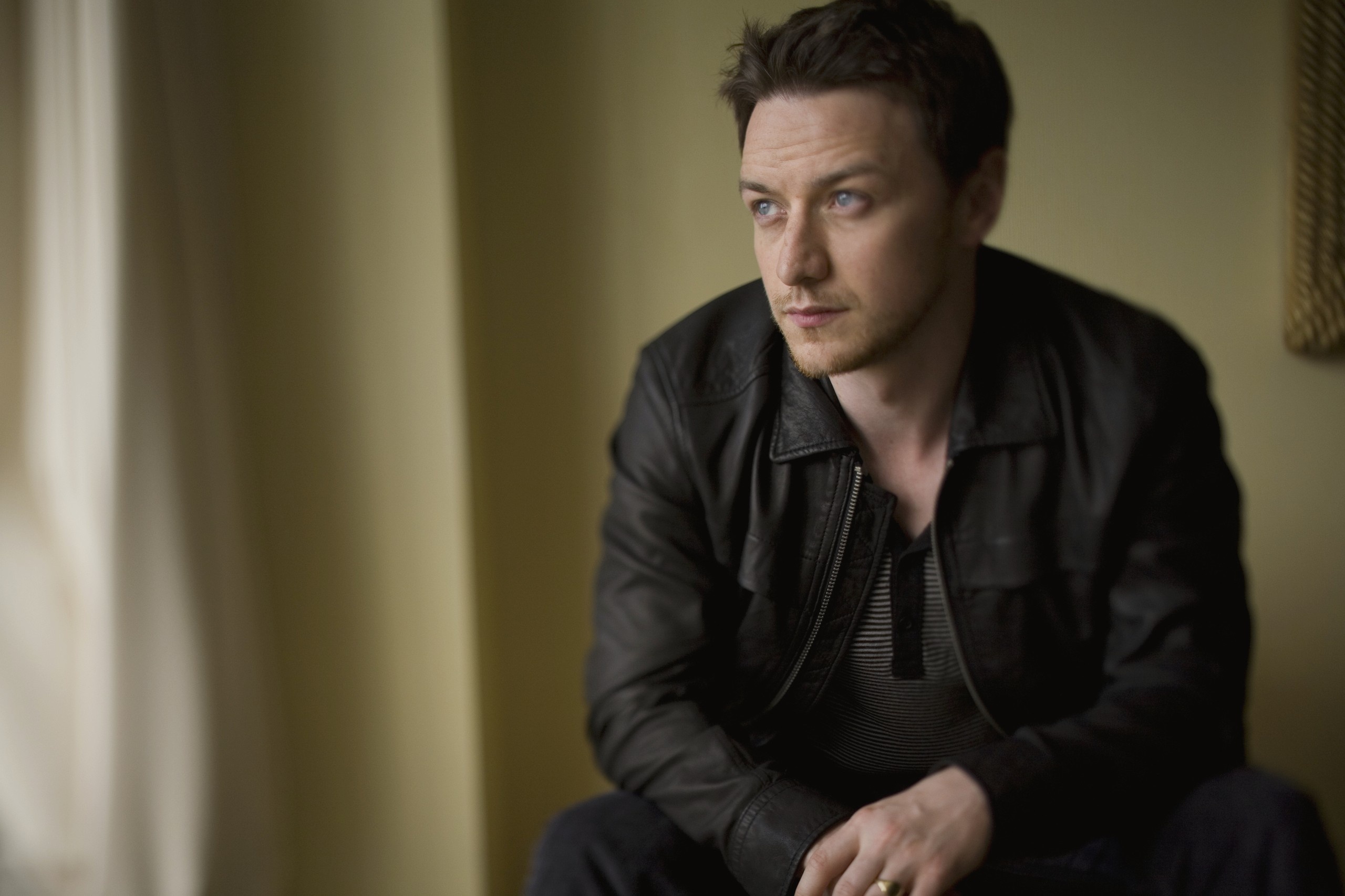 James McAvoy, Collection of pictures, Memorable moments, 2560x1710 HD Desktop