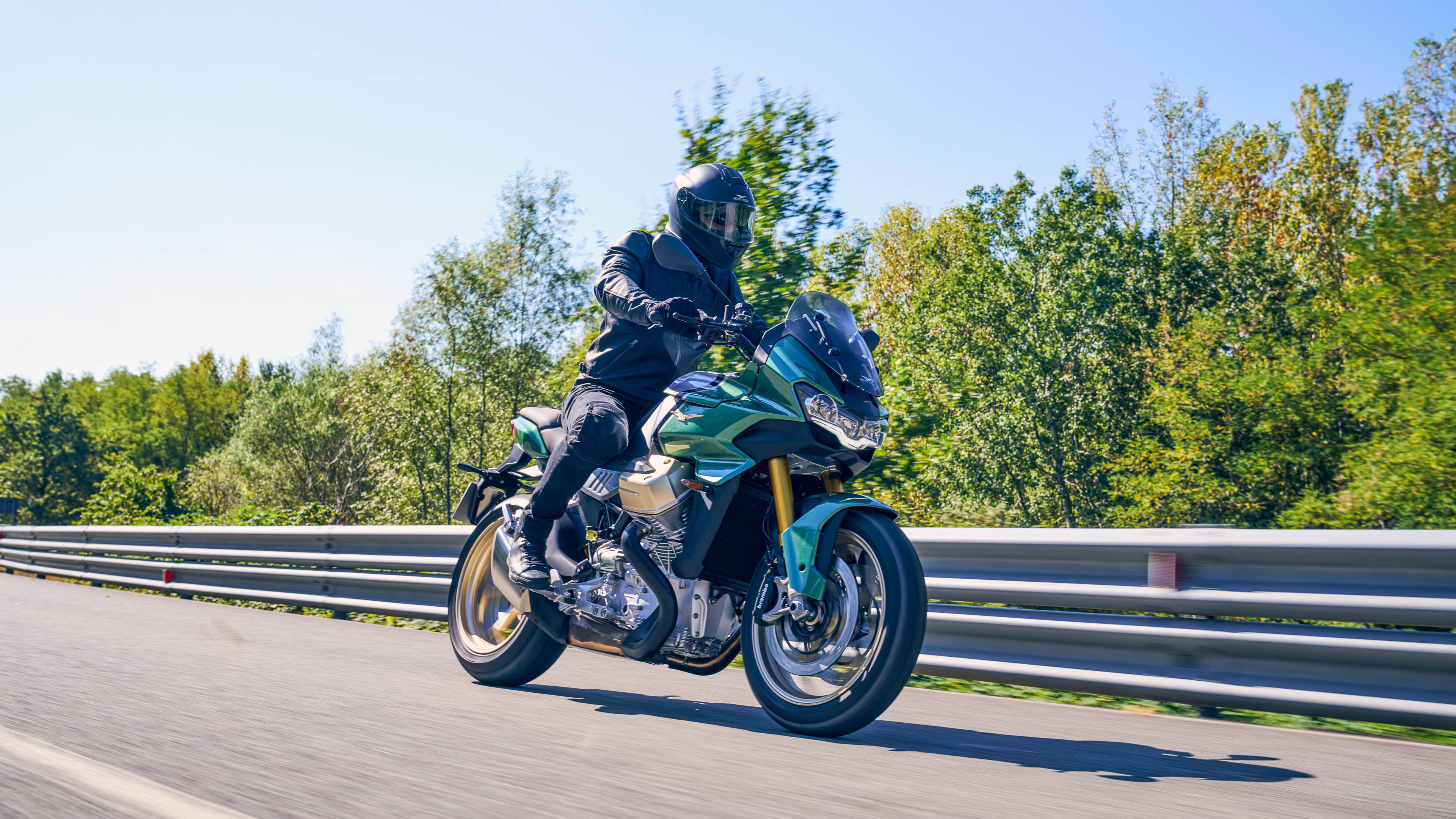 Moto Guzzi V100 Mandello, Motorcycle photography, Motorradfotos und fotogalerien, 3840x2160 4K Desktop