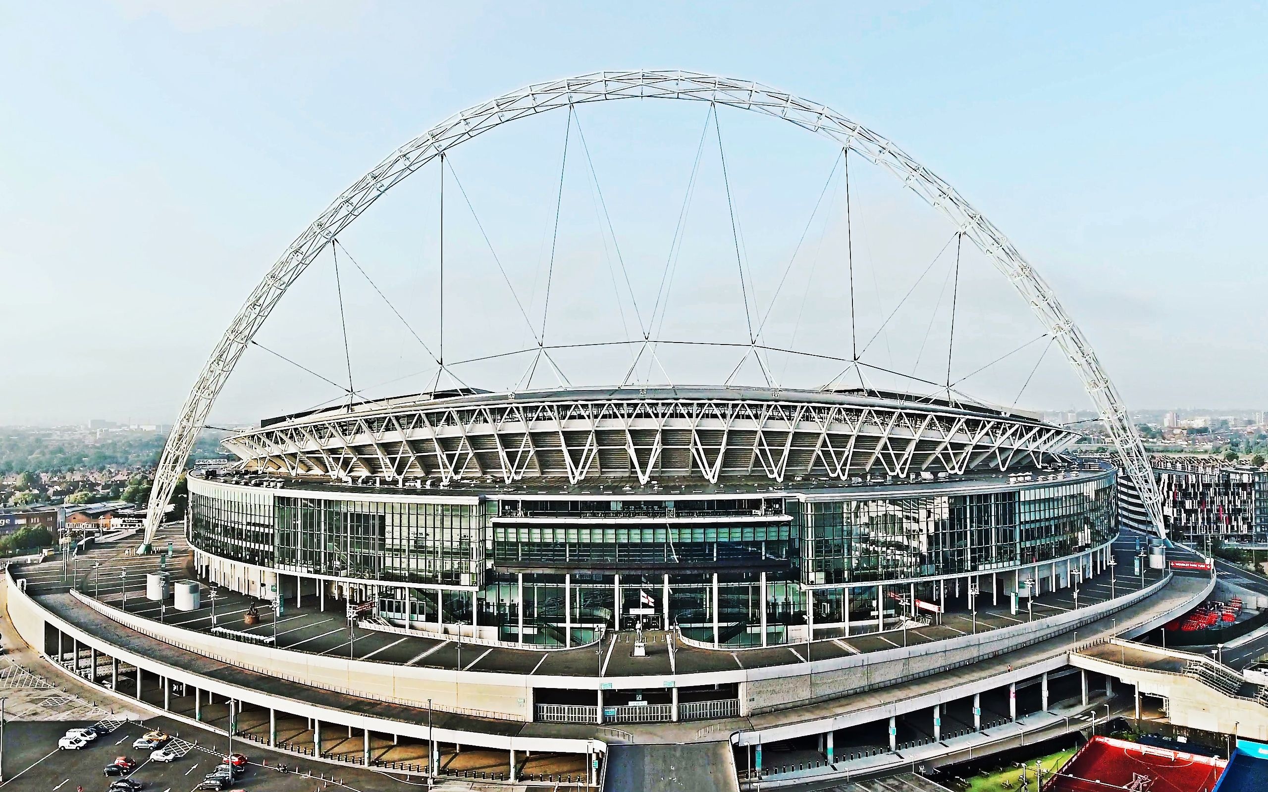 Wembley Stadium: One of the Largest stadiums in Europe, 90,000 seats. 2560x1600 HD Wallpaper.