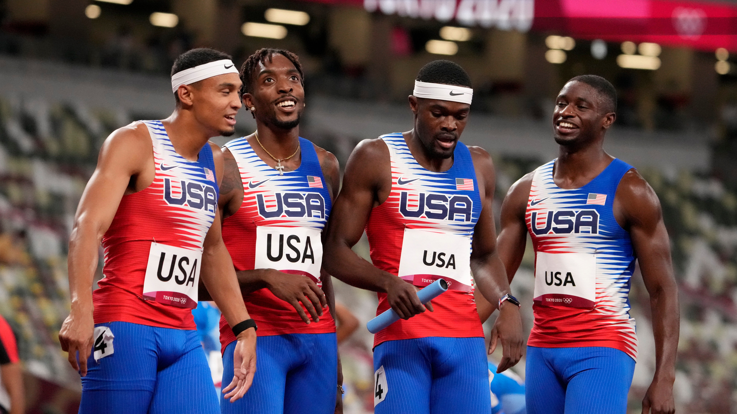 Rai Benjamin, Olympic victory, USA Men's team, 4x400m relay, 2560x1440 HD Desktop