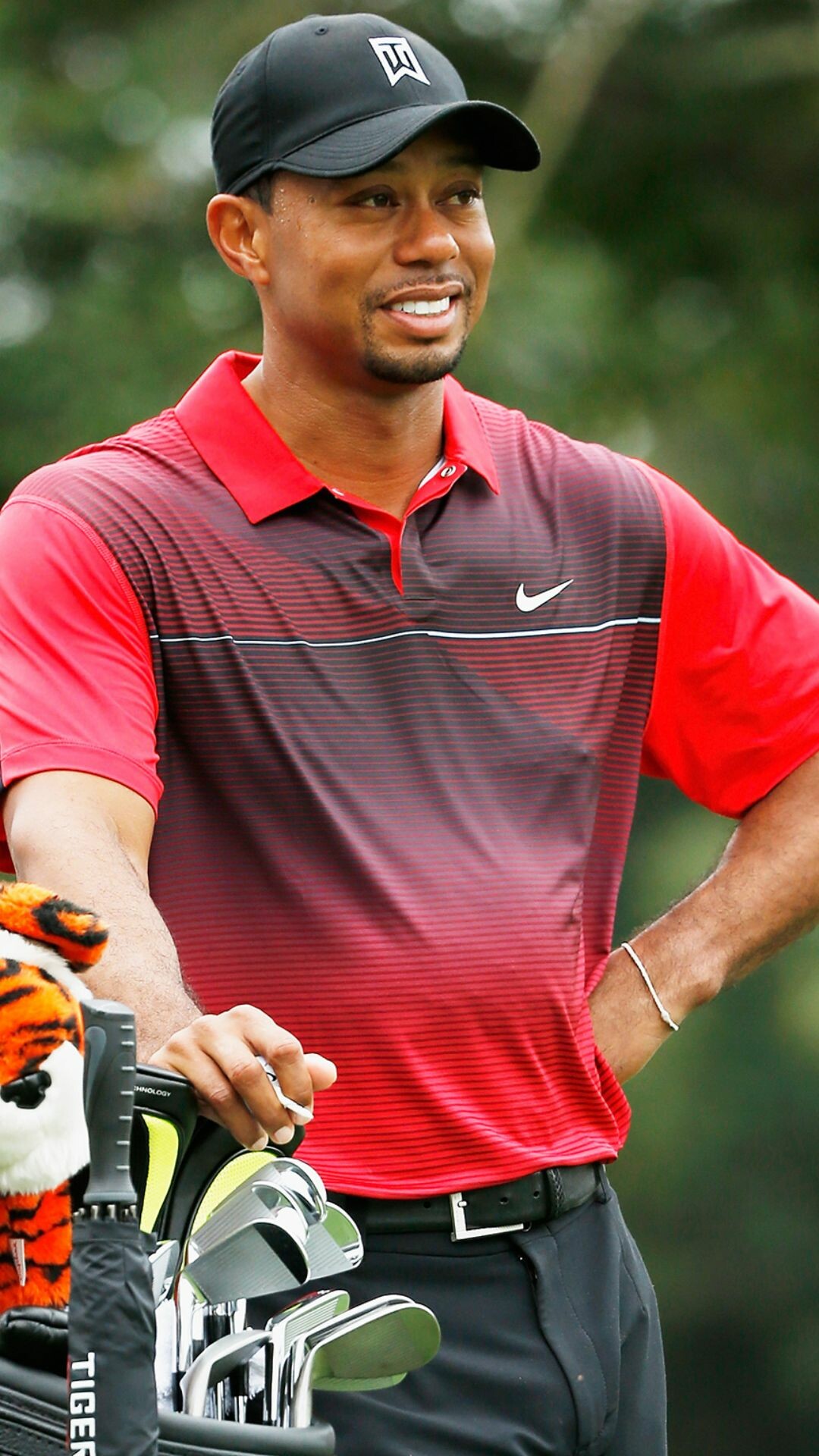 Tiger Woods: He has won his first major in 11 years at the 2019 Masters, Golfer. 1080x1920 Full HD Wallpaper.