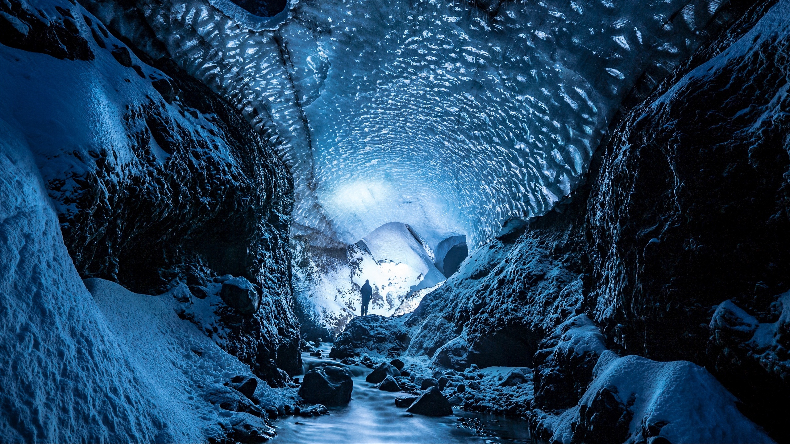 Breathtaking ice caves, Ryan Johnson's wallpaper share, Nature's beauty, 2560x1440 HD Desktop