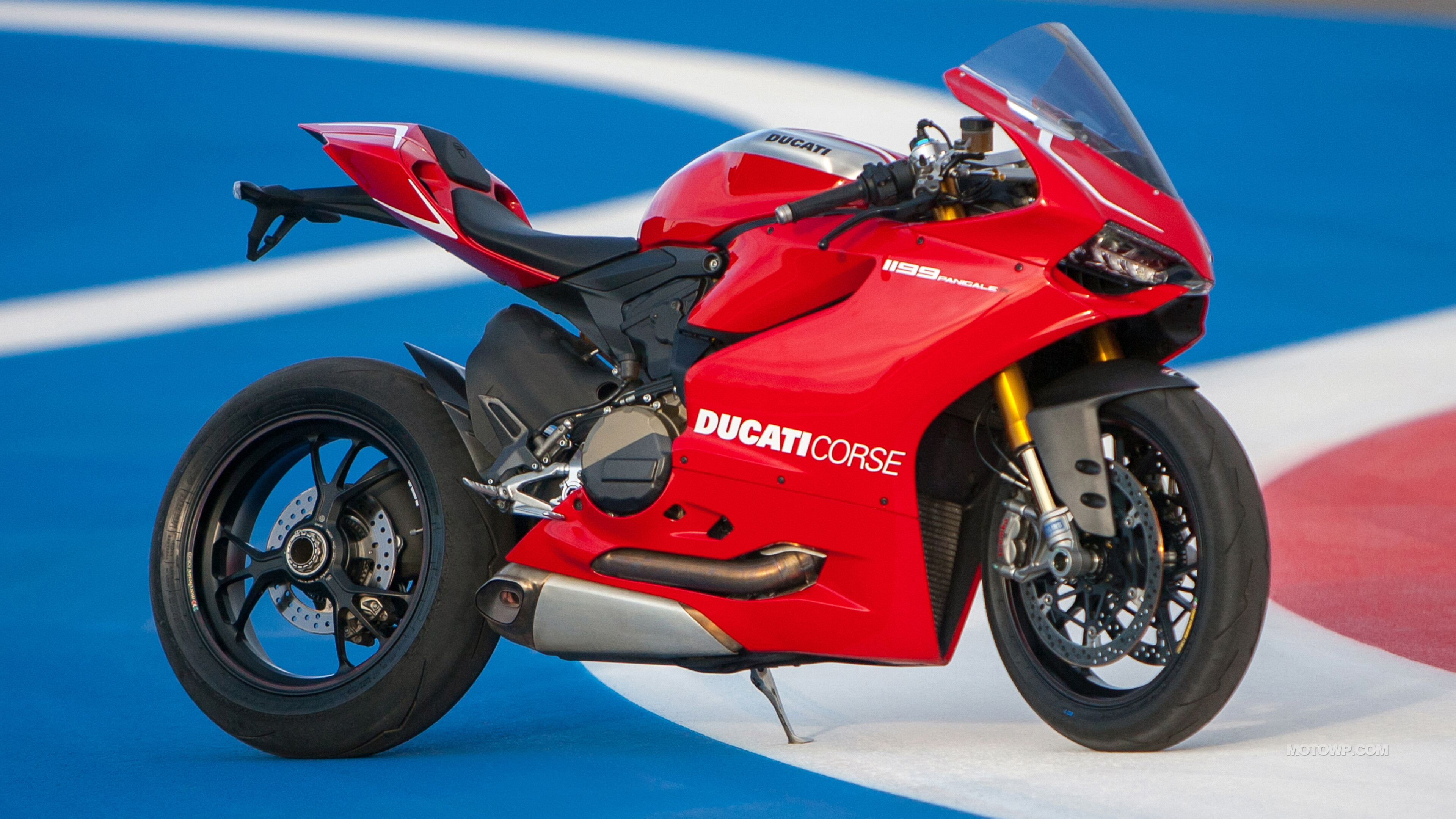 Ducati: Motorcycle, Superbike 1199 Panigale R model. 3840x2160 4K Background.