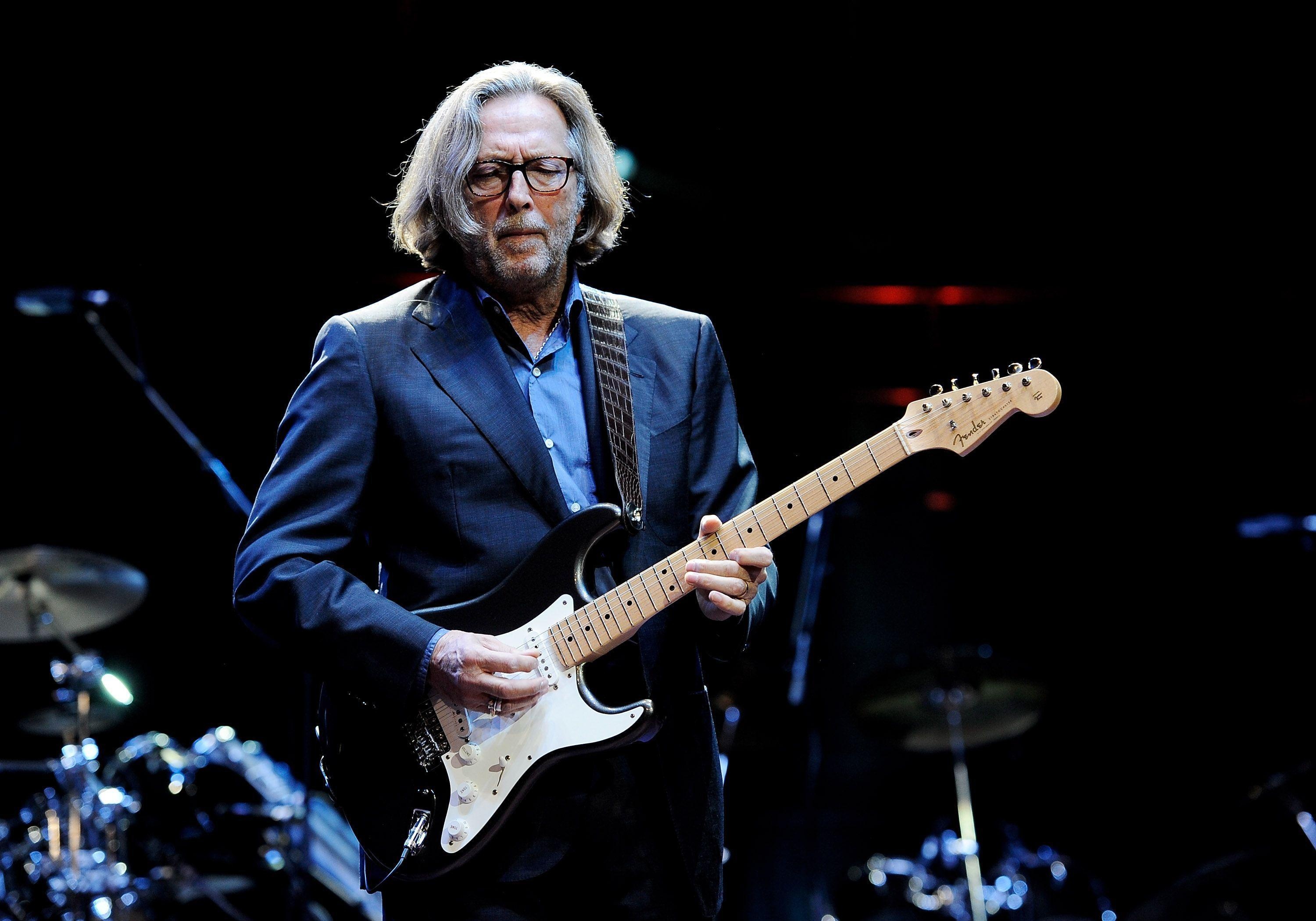 Eric Clapton, Soulful expressions, Masterful craftsmanship, Guitar legend, 3000x2100 HD Desktop
