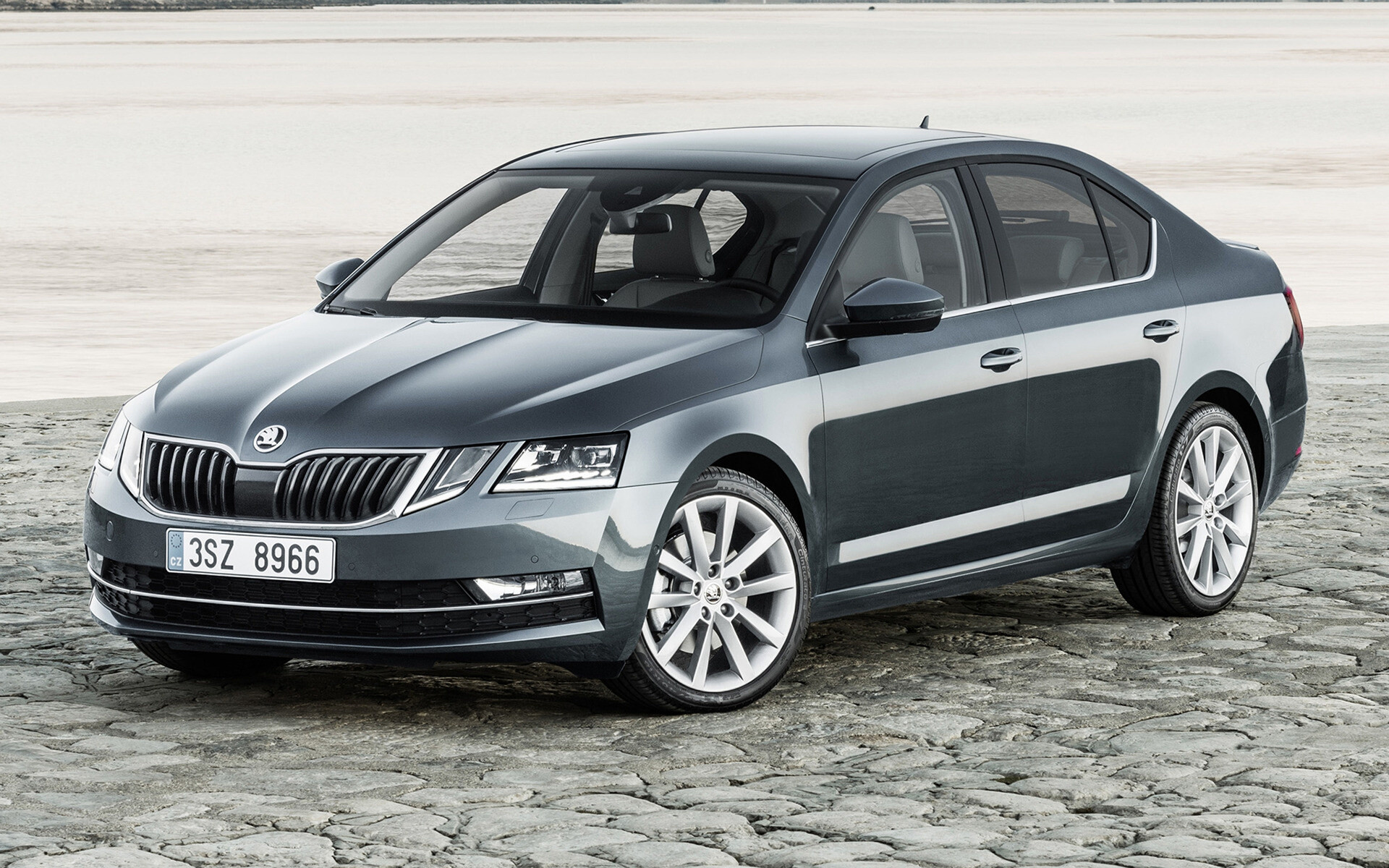 Skoda: 2017, Four generations of the modern-era Octavia model have been introduced to date, delivered with five-door liftback or five-door estate styles only. 1920x1200 HD Background.