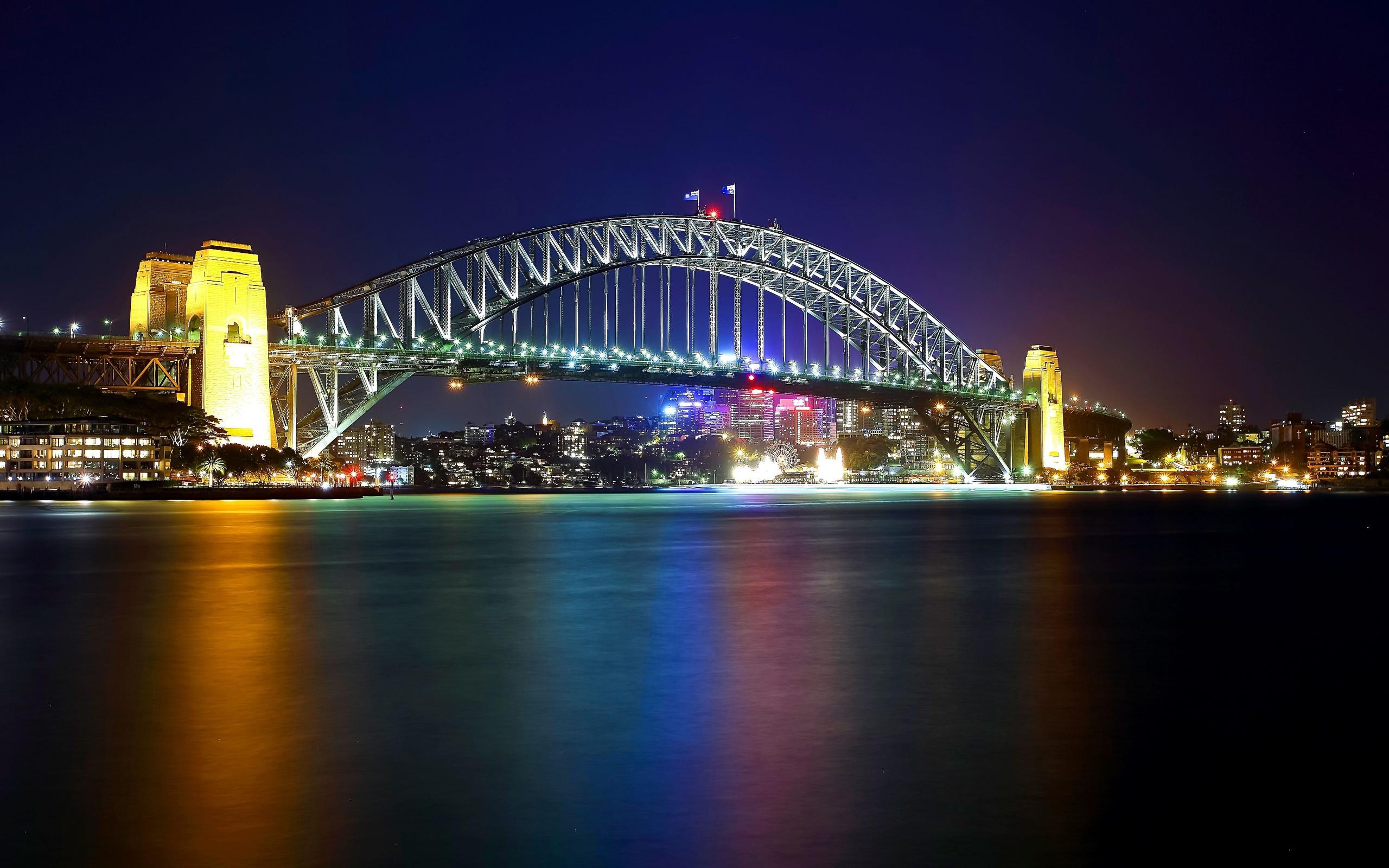 Sydney: Harbour Bridge, The city is located on Australia’s southeastern coast. 2560x1600 HD Wallpaper.