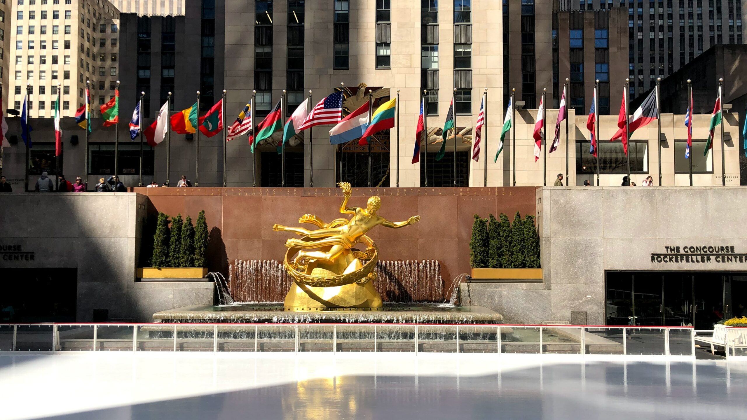 Rockefeller Center, News updates, Iconic city landmark, Entertainment, 2560x1440 HD Desktop